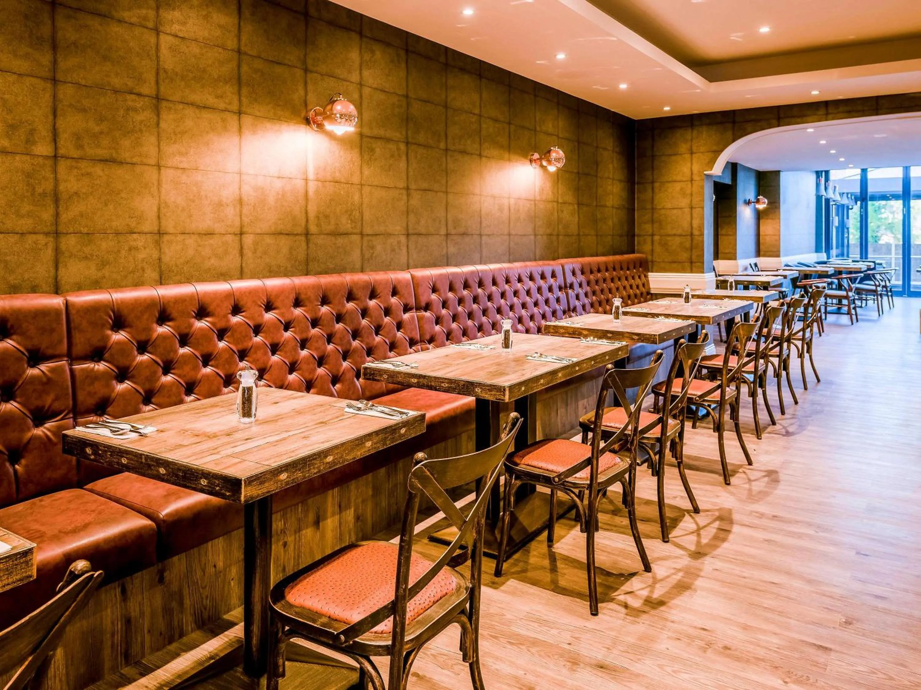 Restaurant/places to eat in Ibis Styles Birmingham Hagley Road