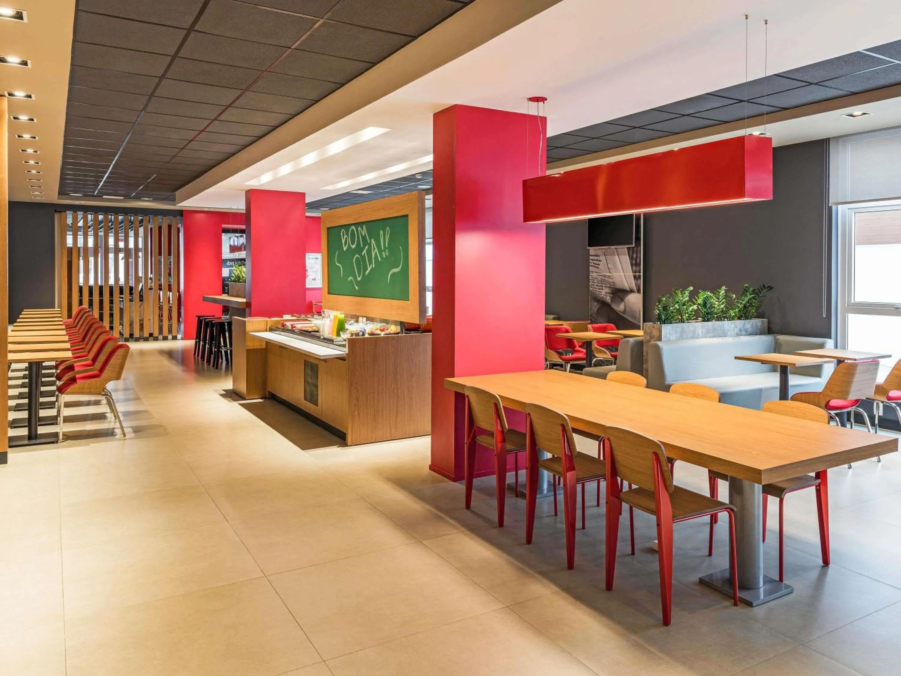 Restaurant/places to eat in ibis Chapeco