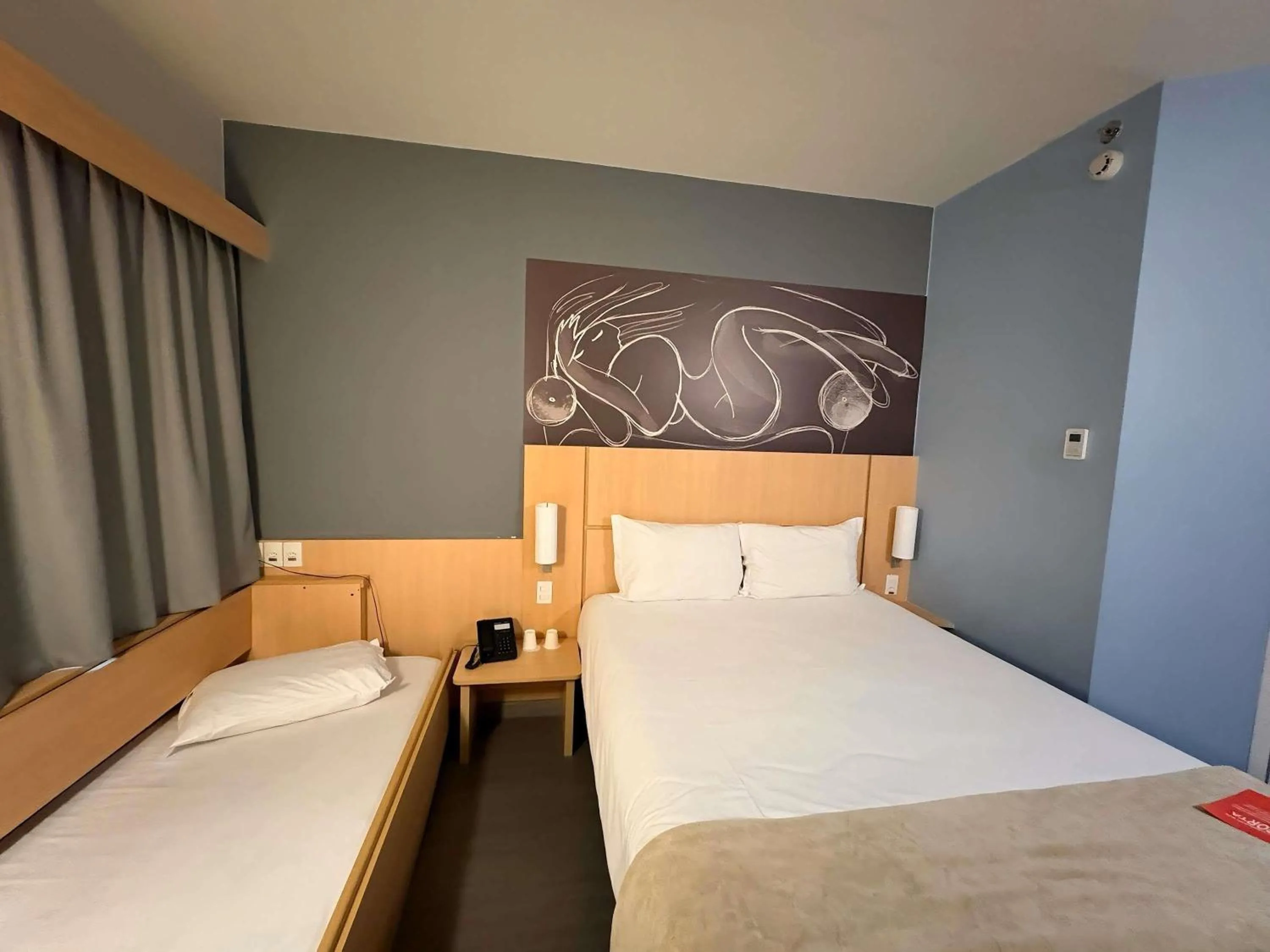 Bedroom, Bed in ibis Jundiai Shopping