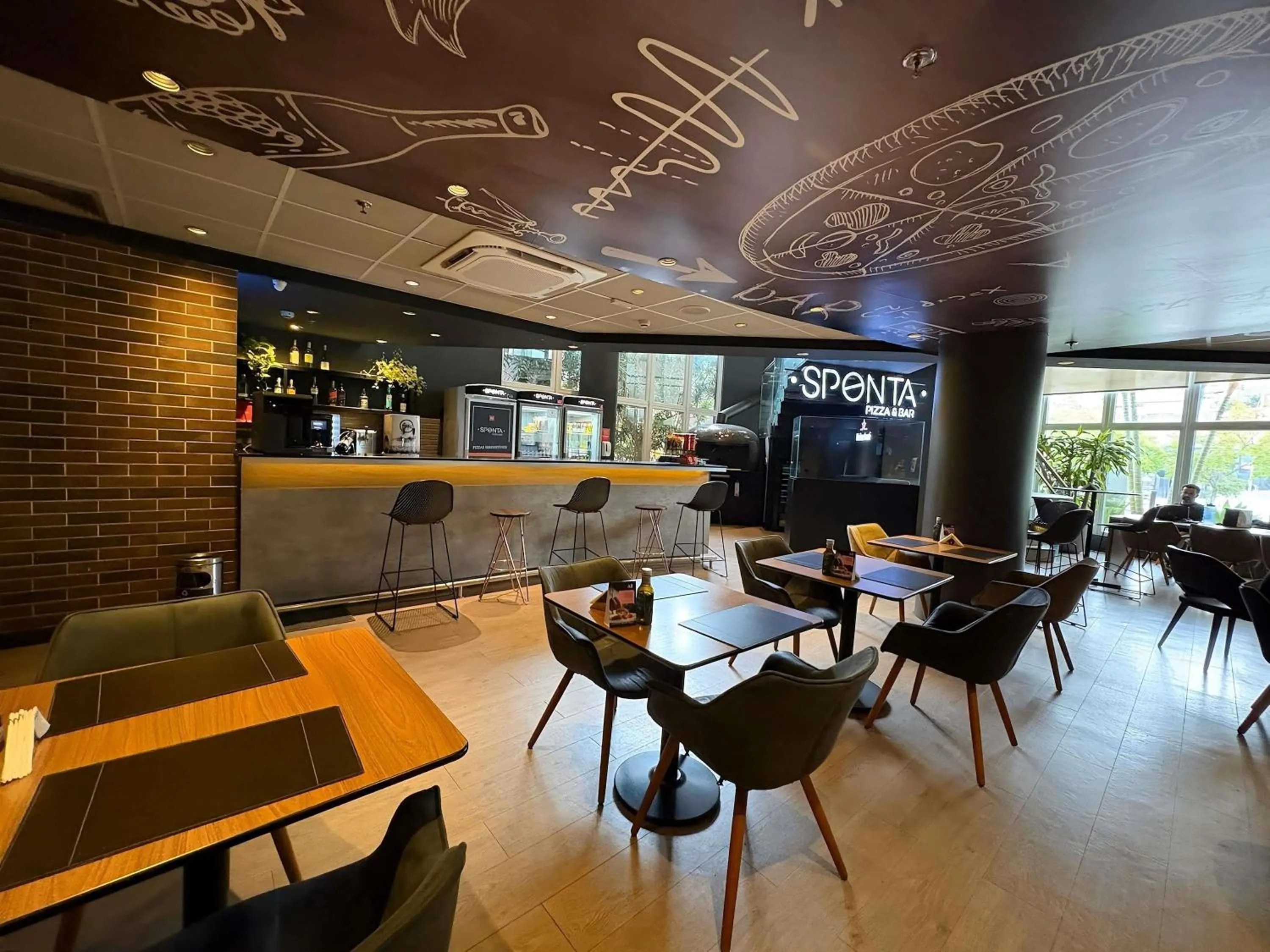 Property building in ibis Jundiai Shopping