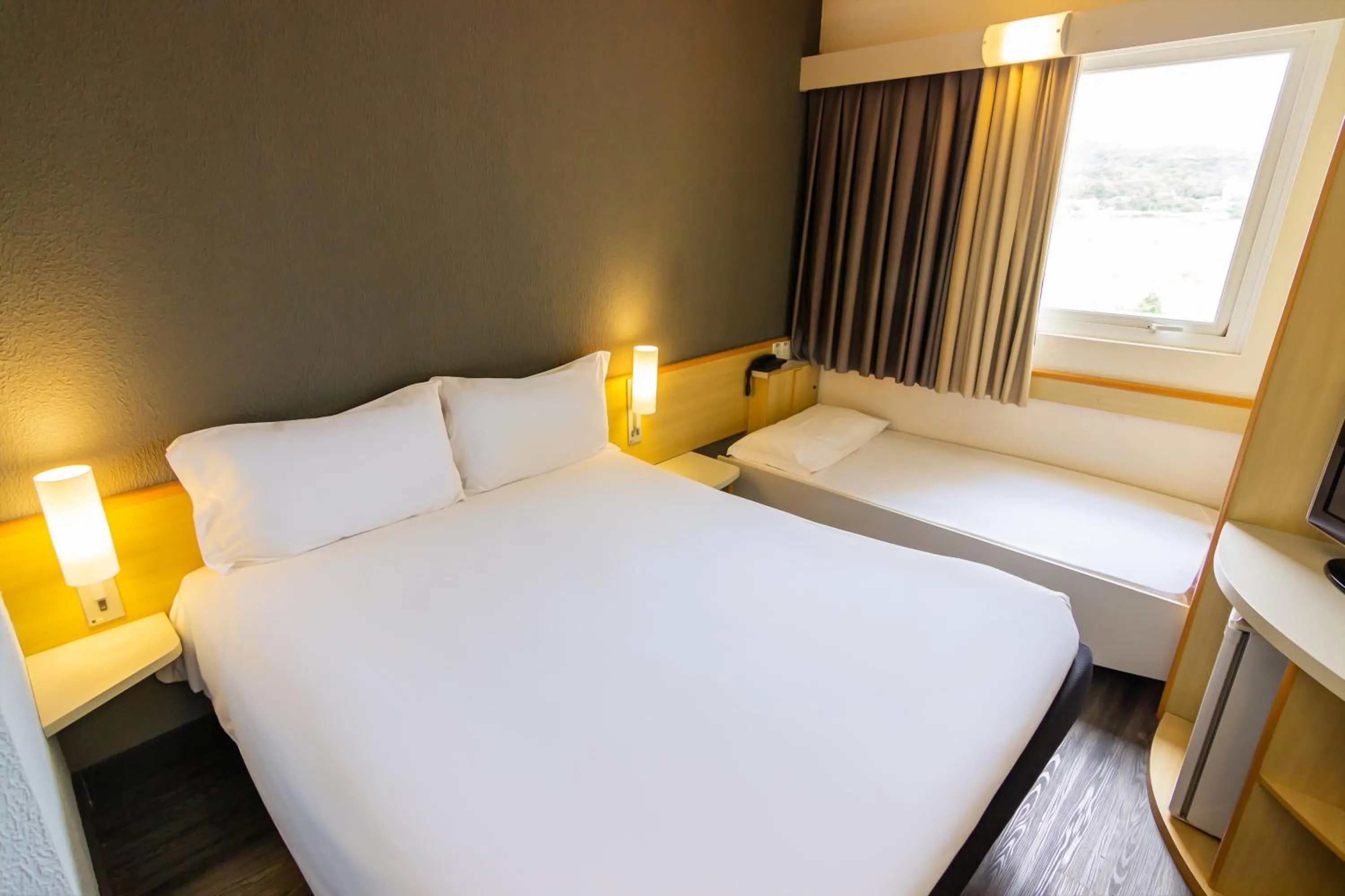 Bed in ibis Criciuma