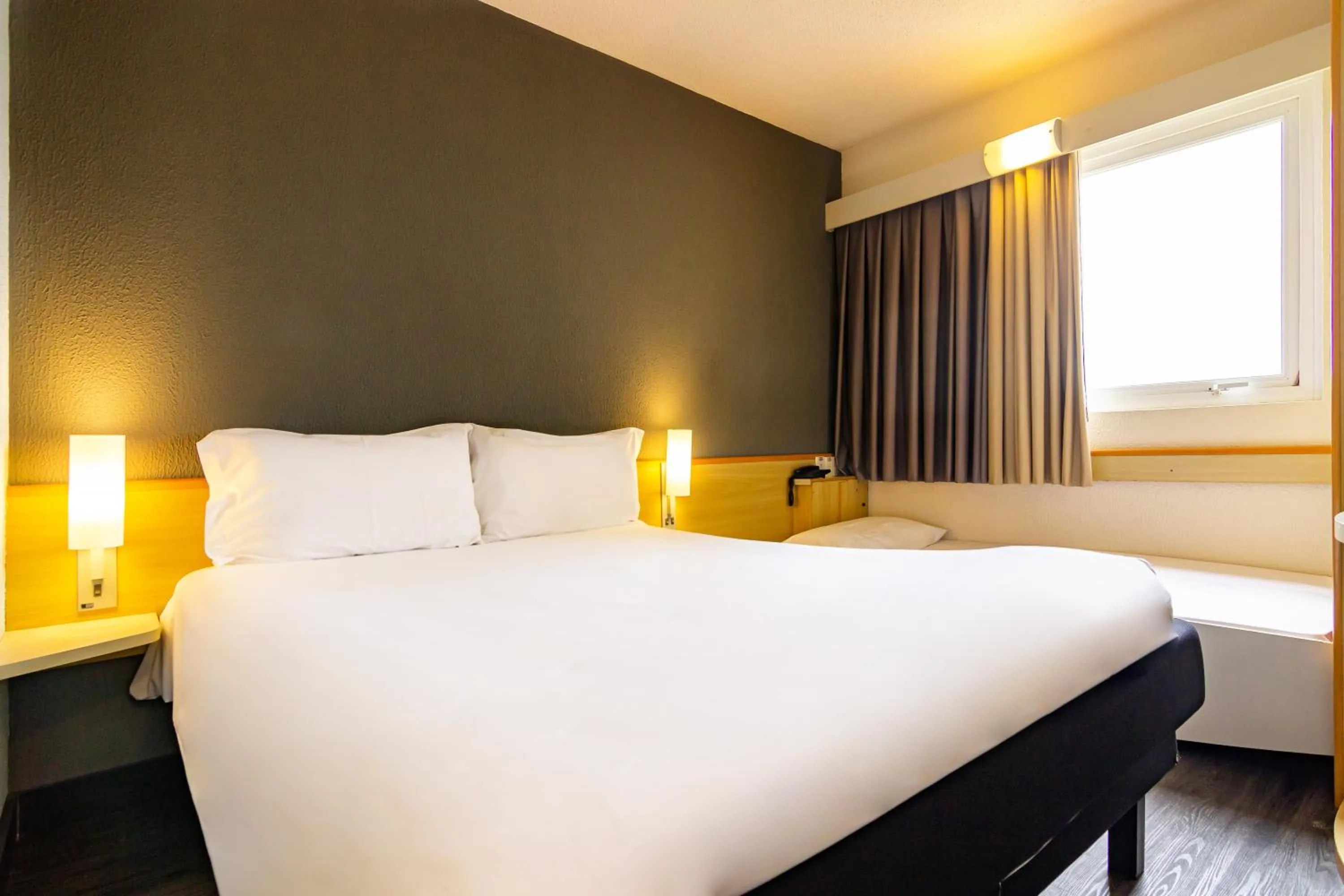 Bed in ibis Criciuma