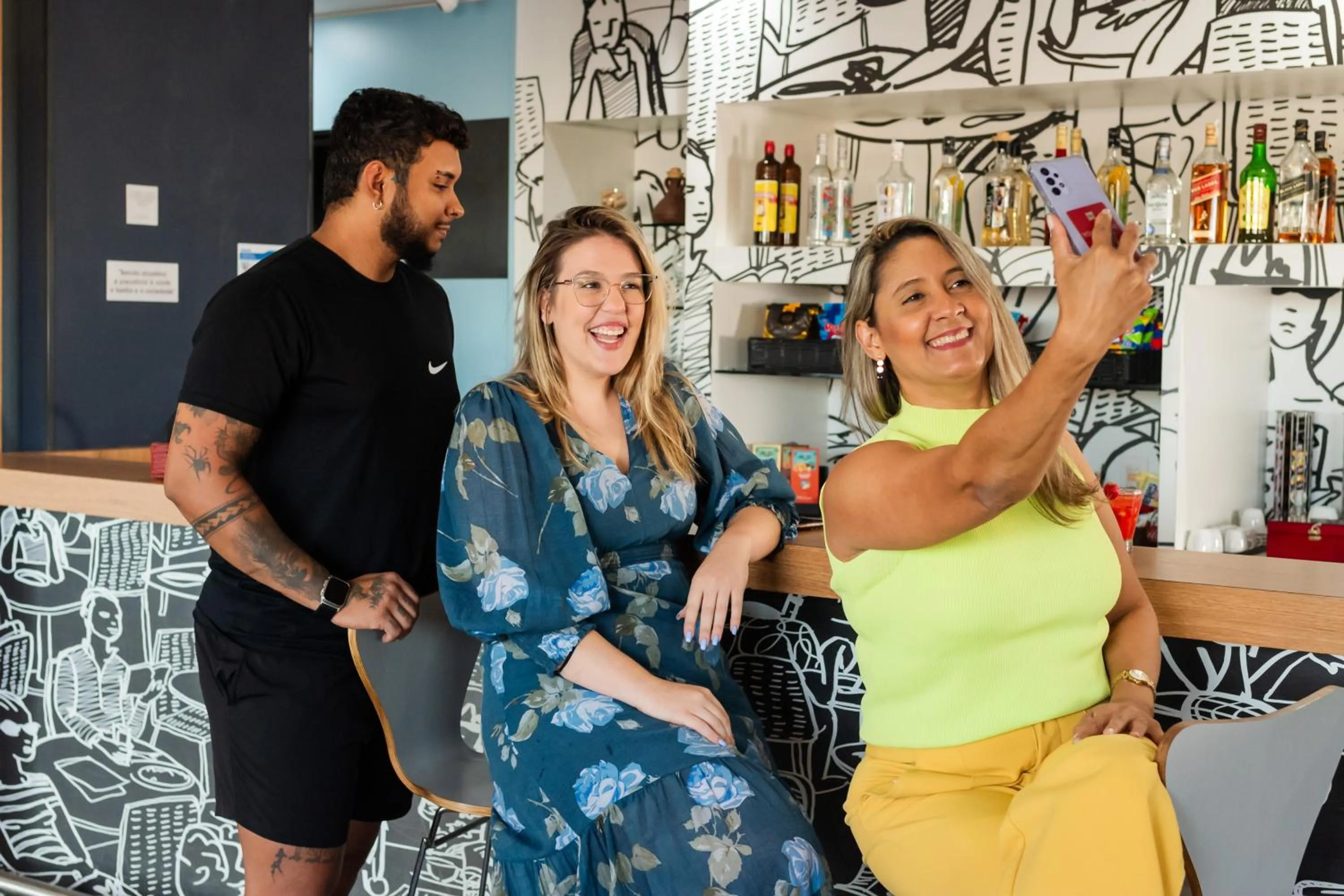 Lounge or bar in ibis Criciuma