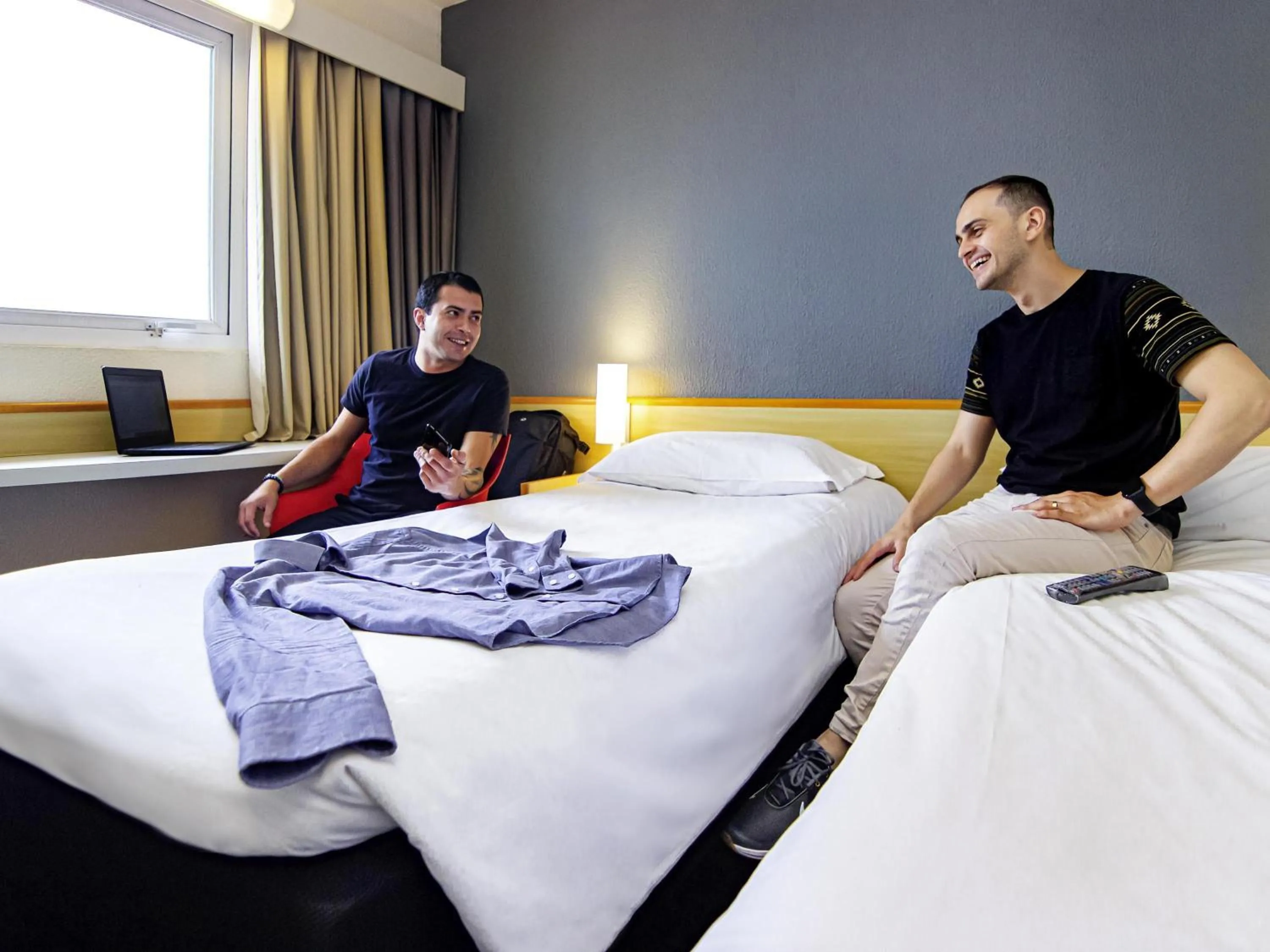 Bedroom, Bed in ibis Criciuma