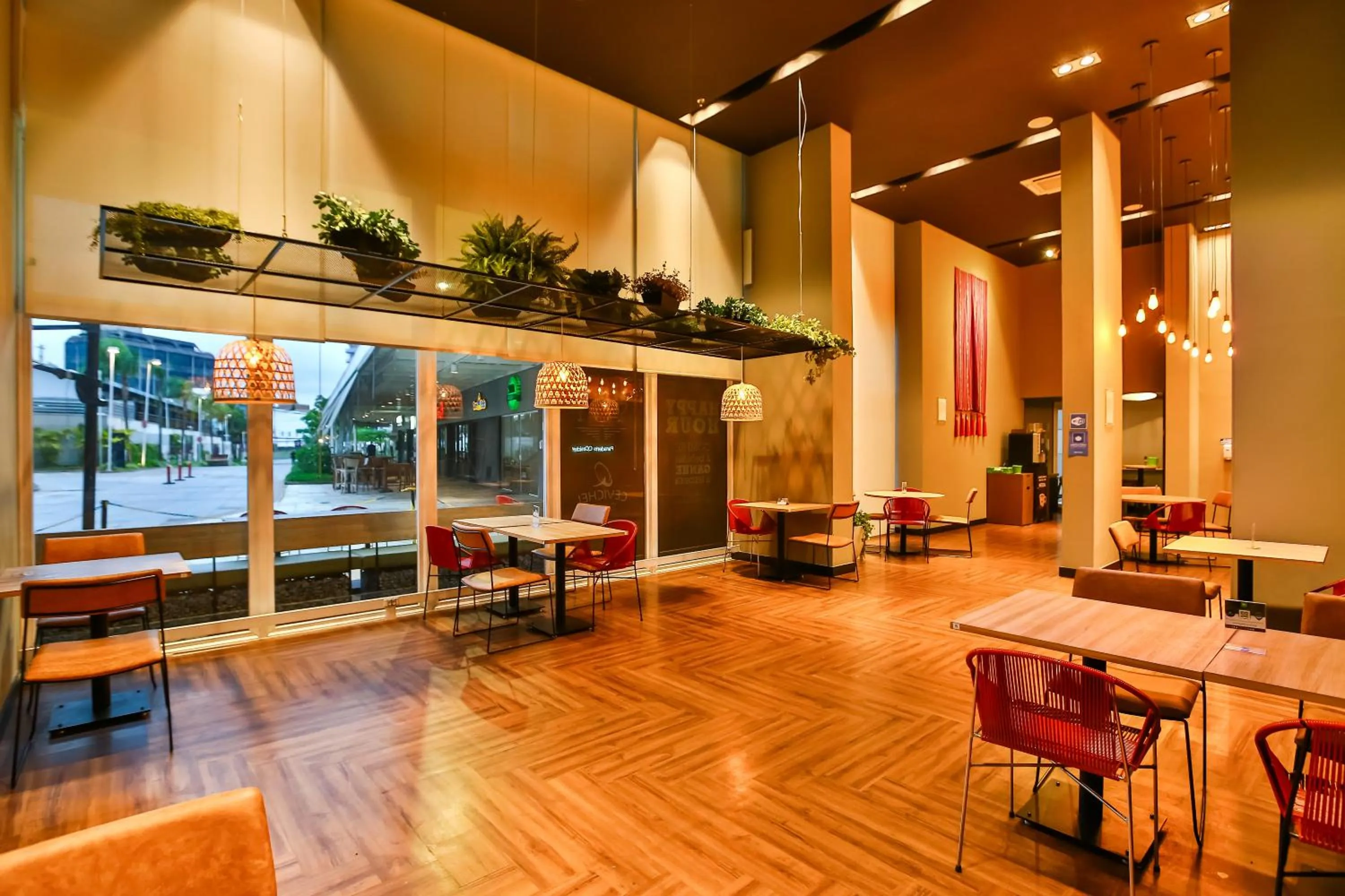 Restaurant/places to eat in ibis Styles Sao Paulo Barra Funda