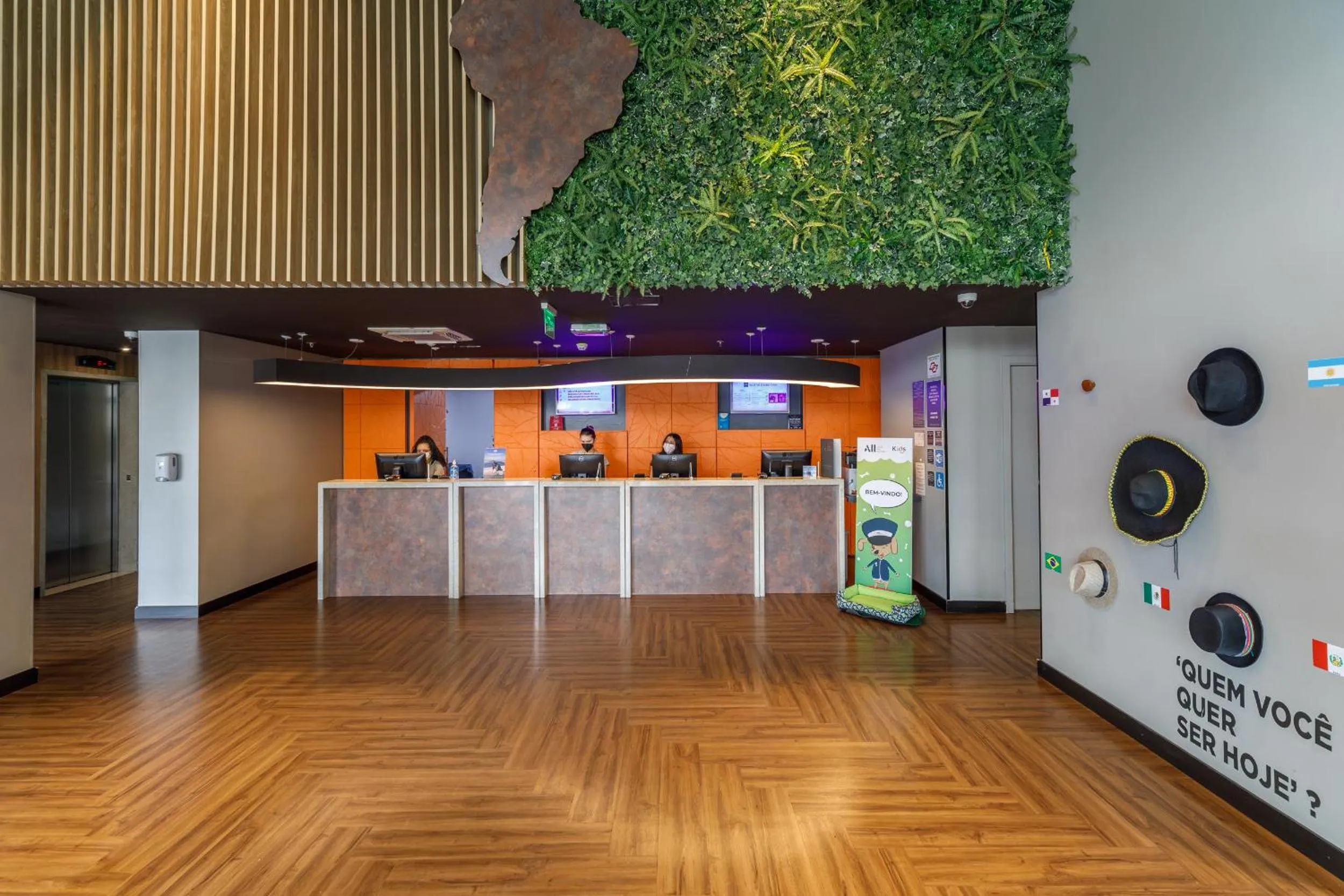 Lobby or reception in ibis Styles Sao Paulo Barra Funda