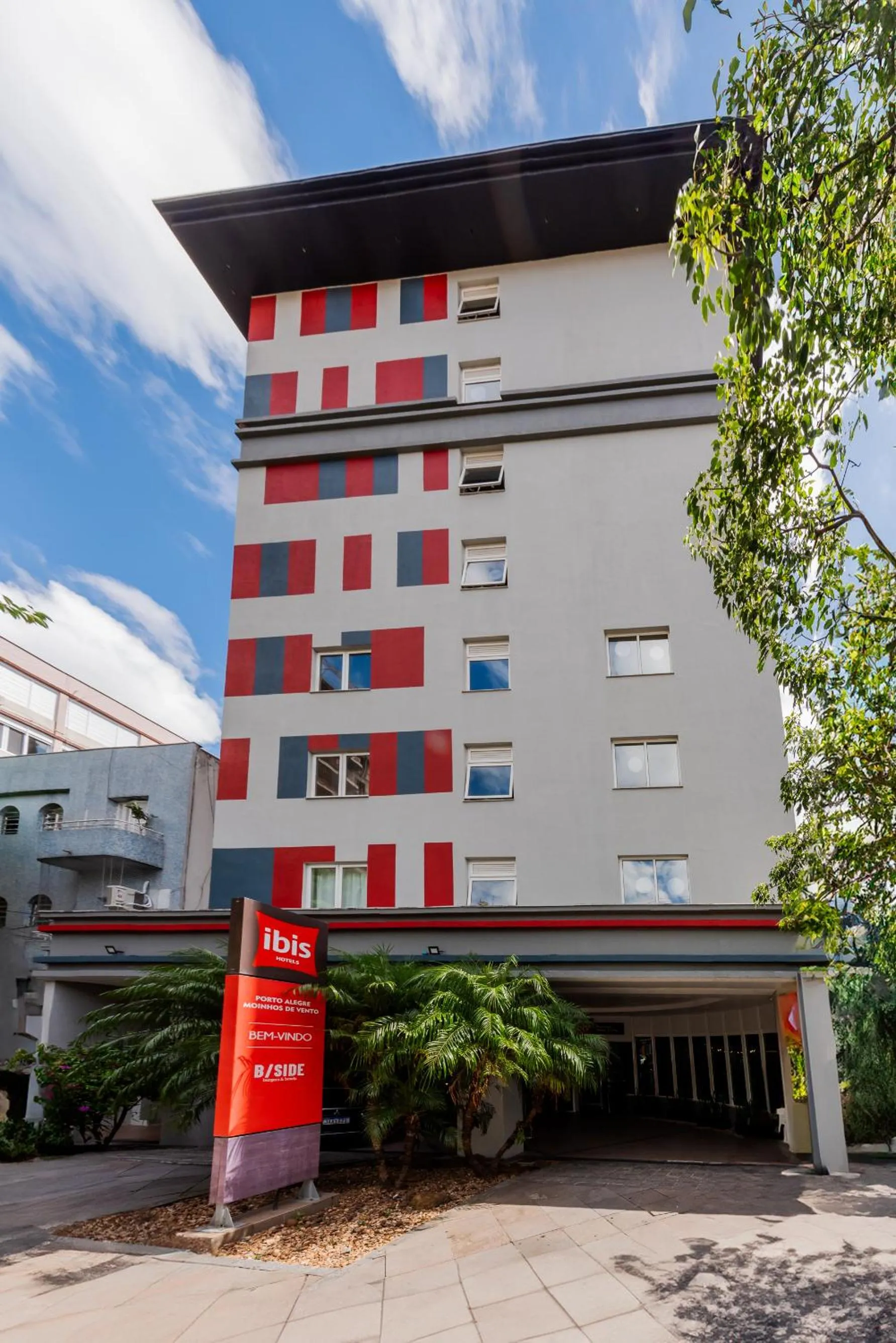 Property building in ibis Porto Alegre Moinhos de Vento