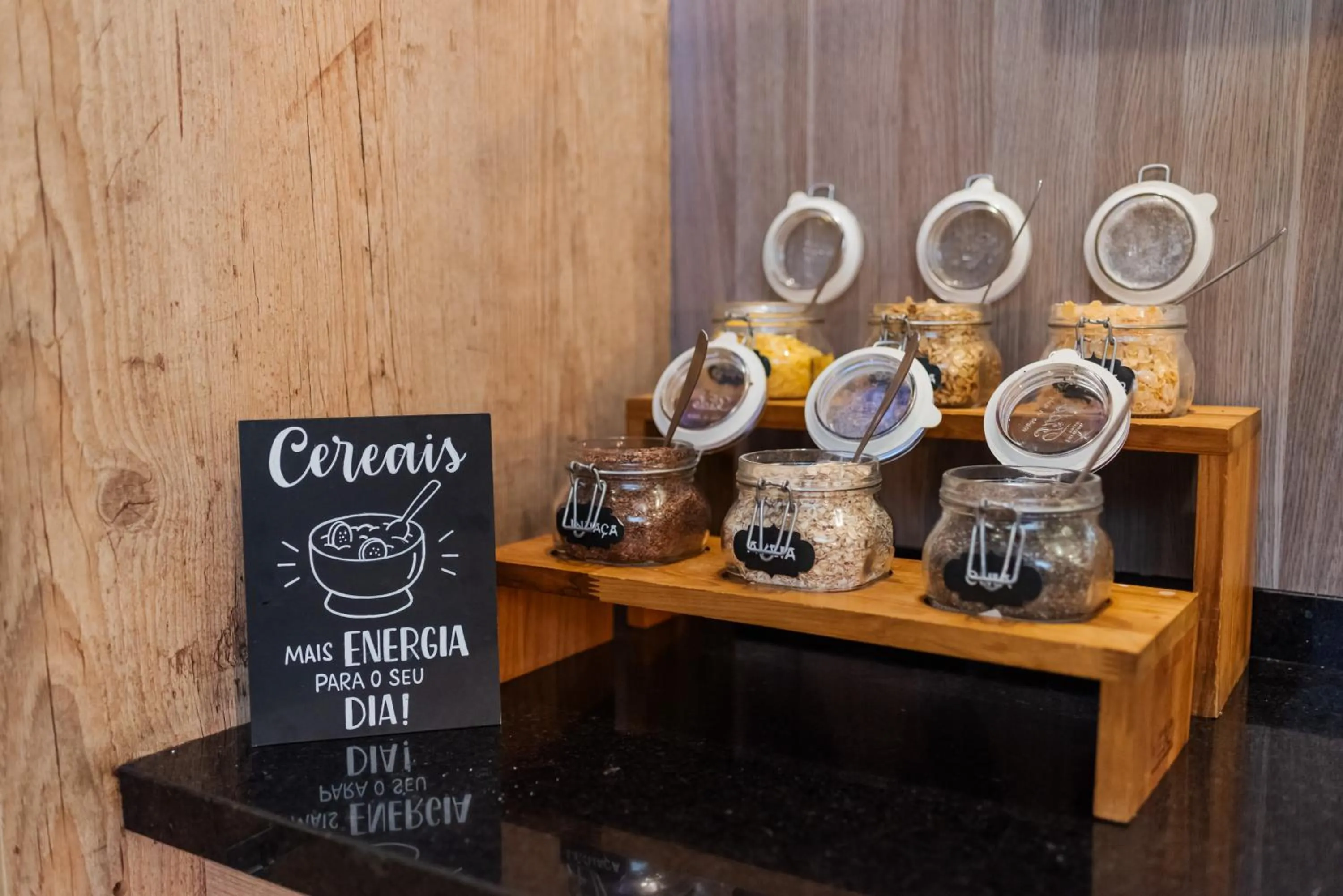 Breakfast in ibis Porto Alegre Moinhos de Vento