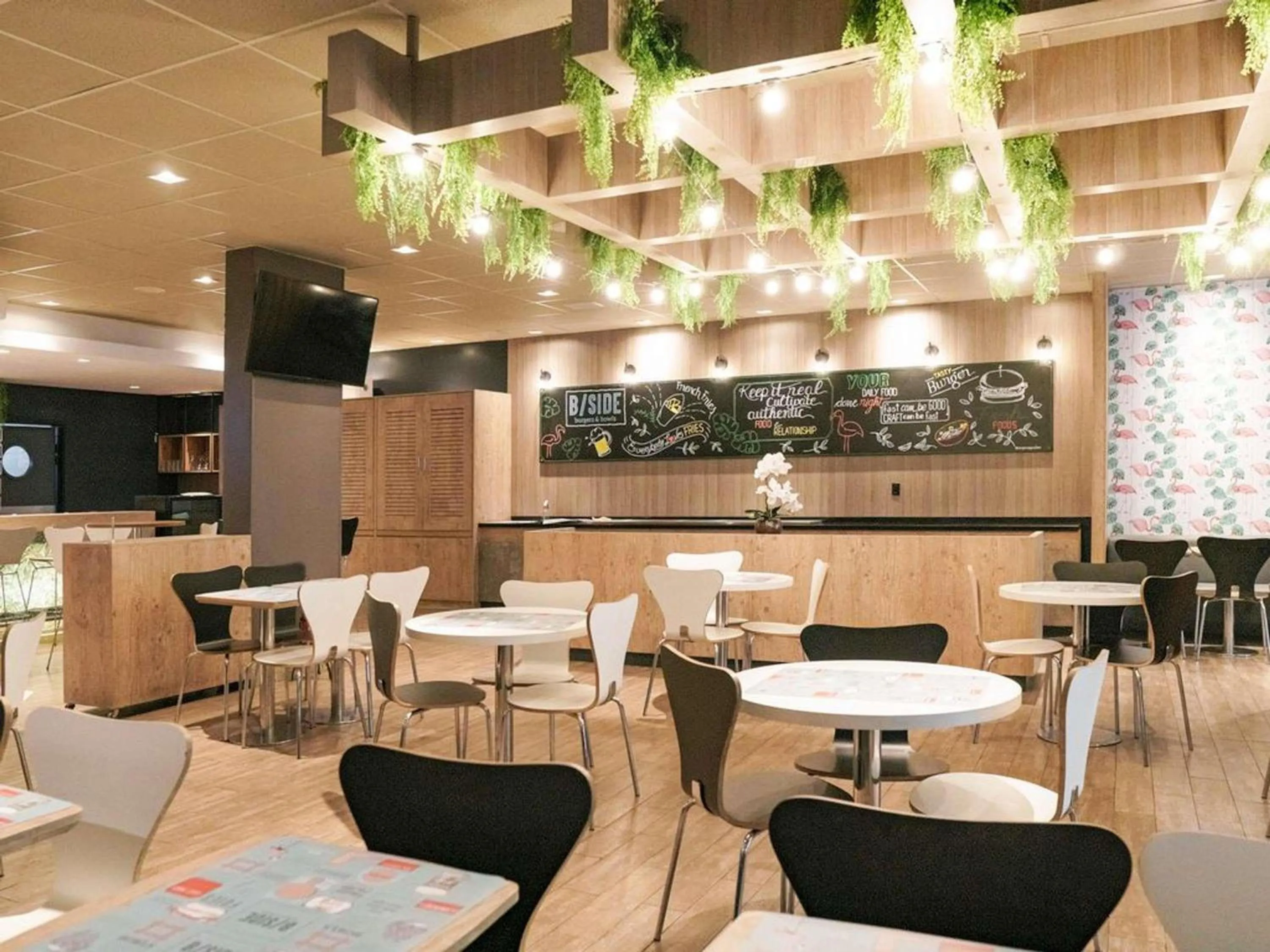 Lounge or bar in ibis Porto Alegre Moinhos de Vento