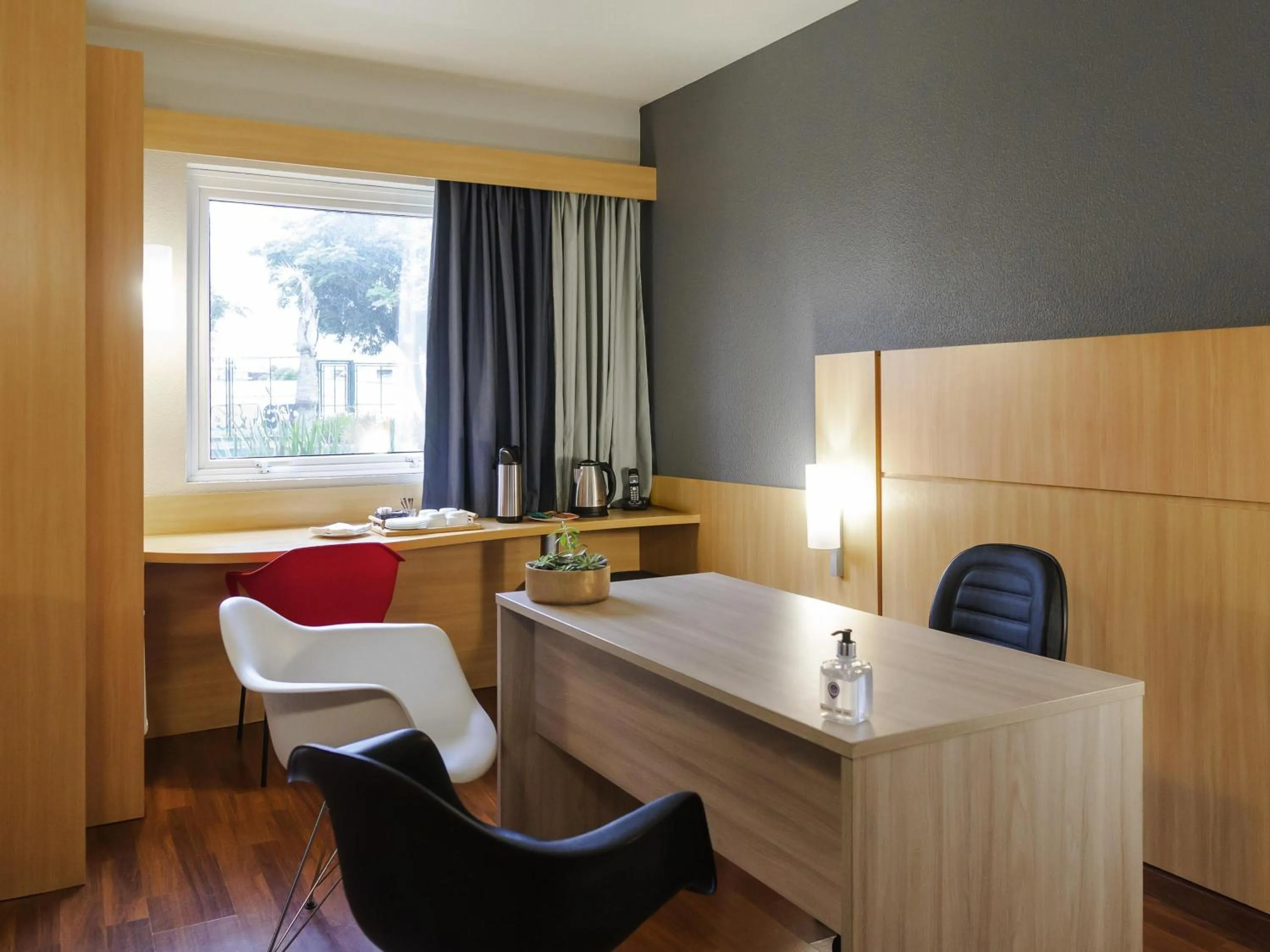 Bedroom in ibis Curitiba Aeroporto