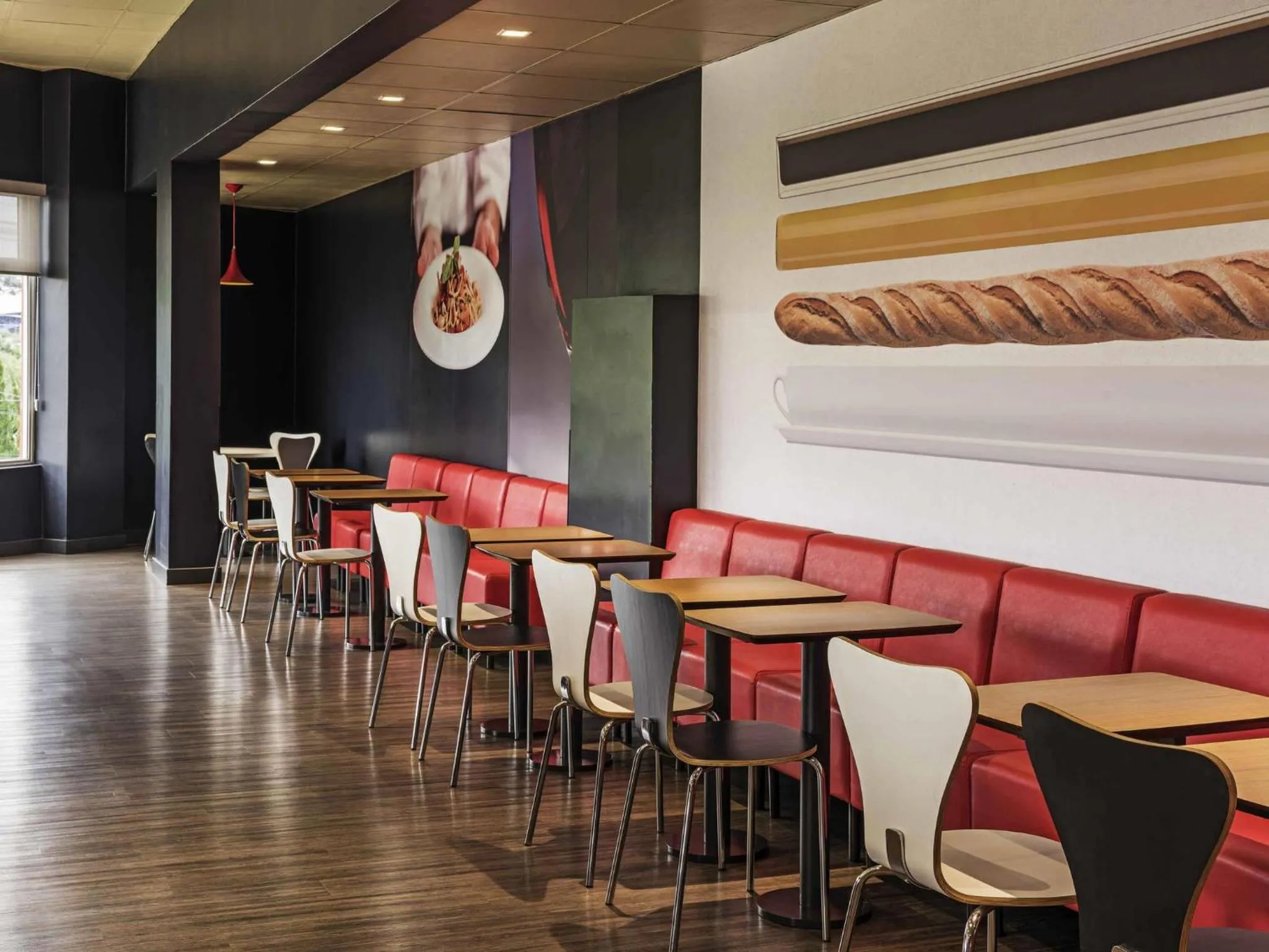 Restaurant/places to eat in ibis Curitiba Aeroporto