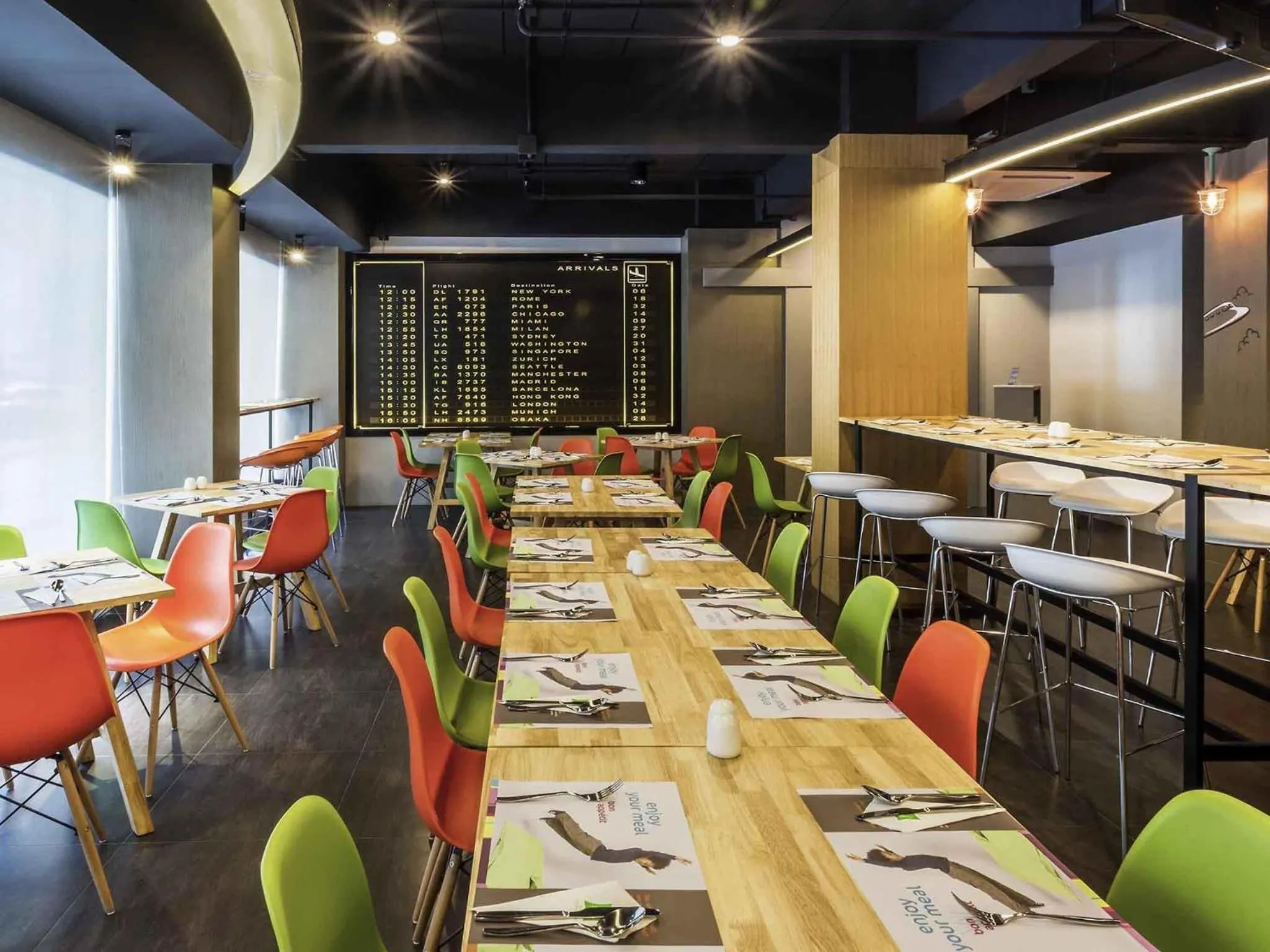 Restaurant/places to eat in Ibis Styles Bangkok Sukhumvit 50