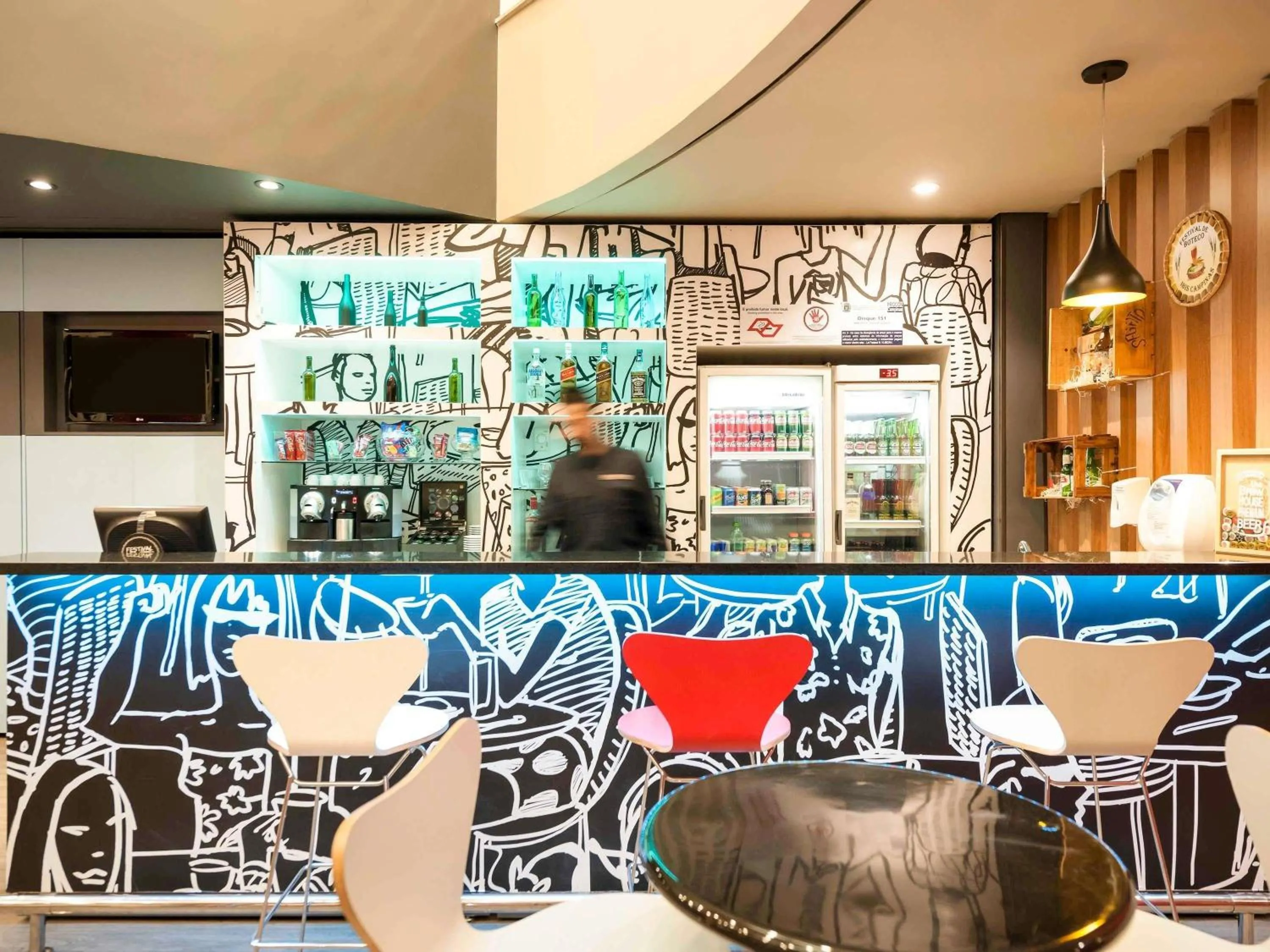Lounge or bar in ibis Campinas