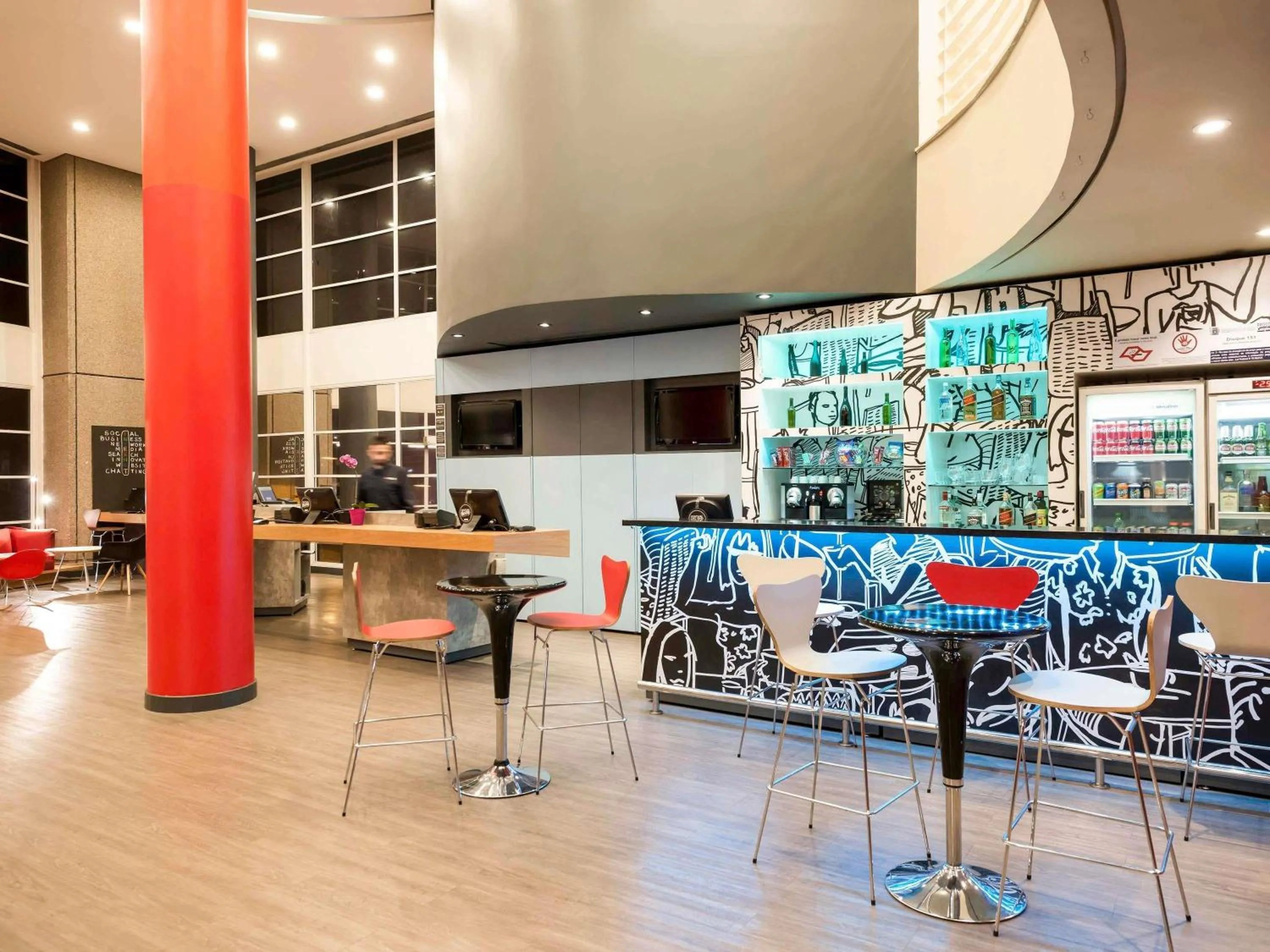 Lounge or bar in ibis Campinas