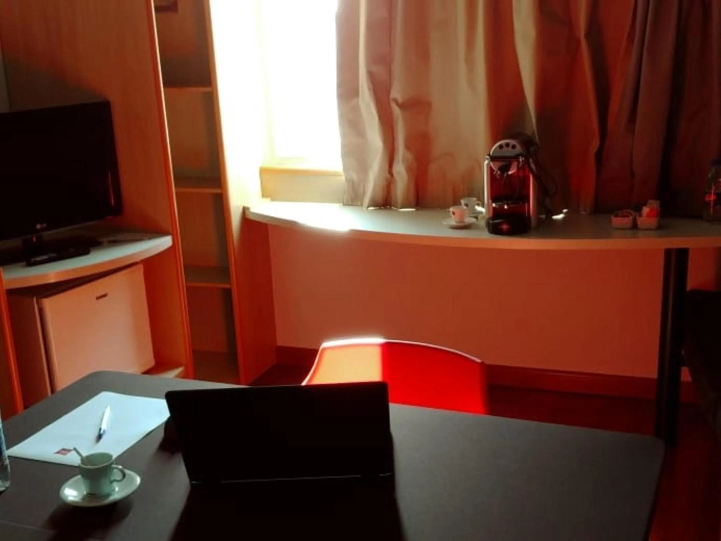 Bedroom in ibis Campinas