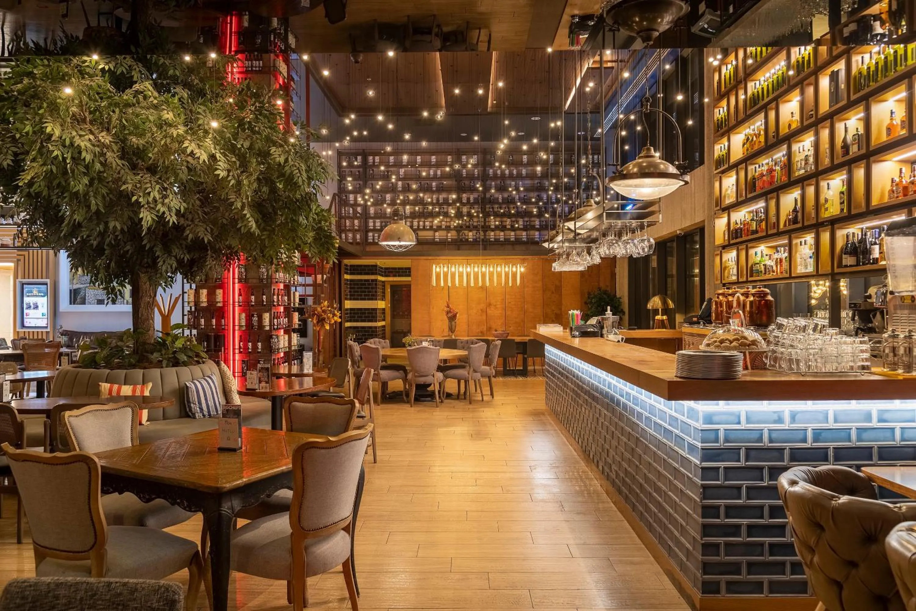 Restaurant/places to eat in Holiday Inn Kayseri - Duvenonu by IHG