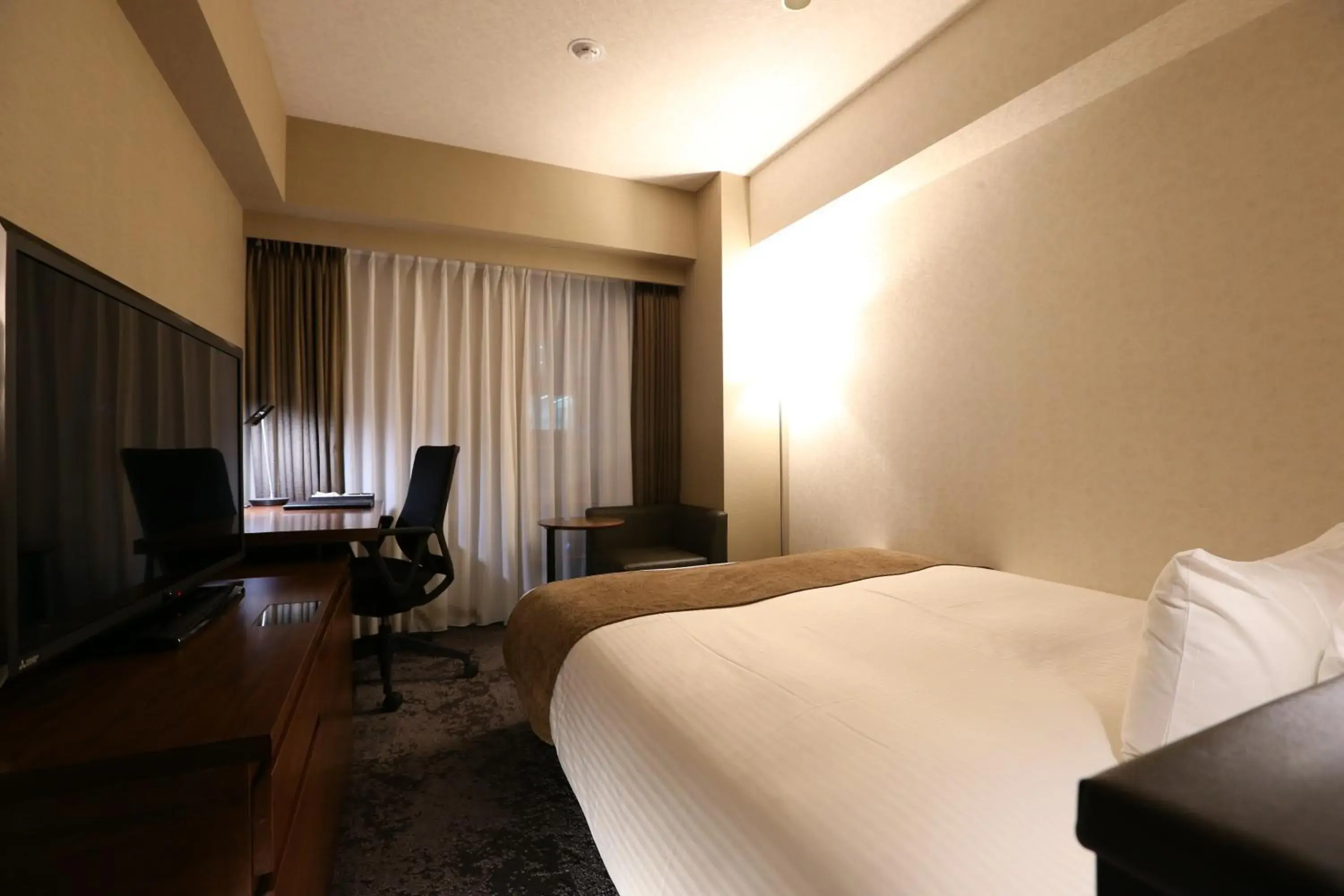 Moderate Double Room - single occupancy - Non-Smoking in Daiwa Roynet Hotel Nagoya Taiko dori Side Moderate Double Room - single occupancy - Non-Smoking in Daiwa Roynet Hotel Nagoya Taiko dori Side
