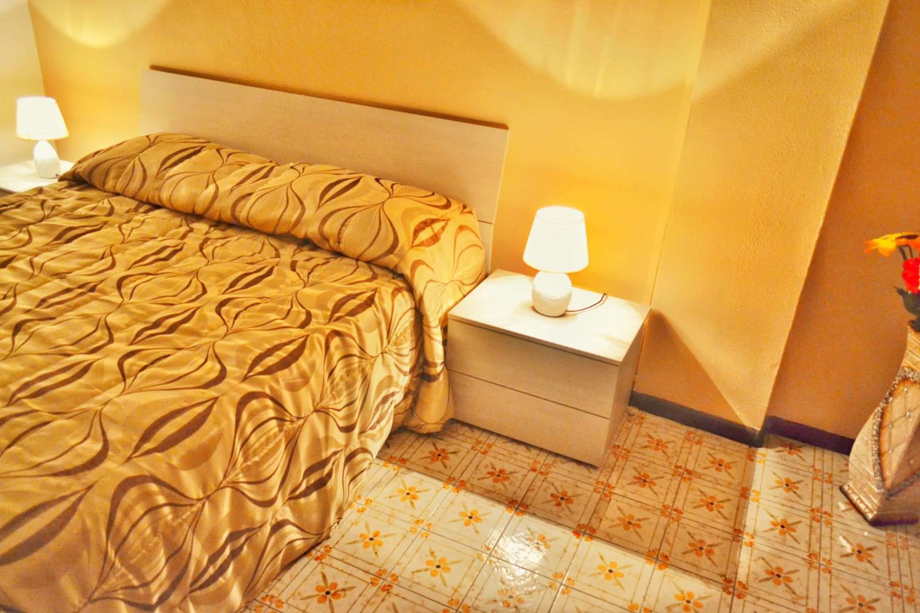 Decorative detail, Bed in B&B Lungomare