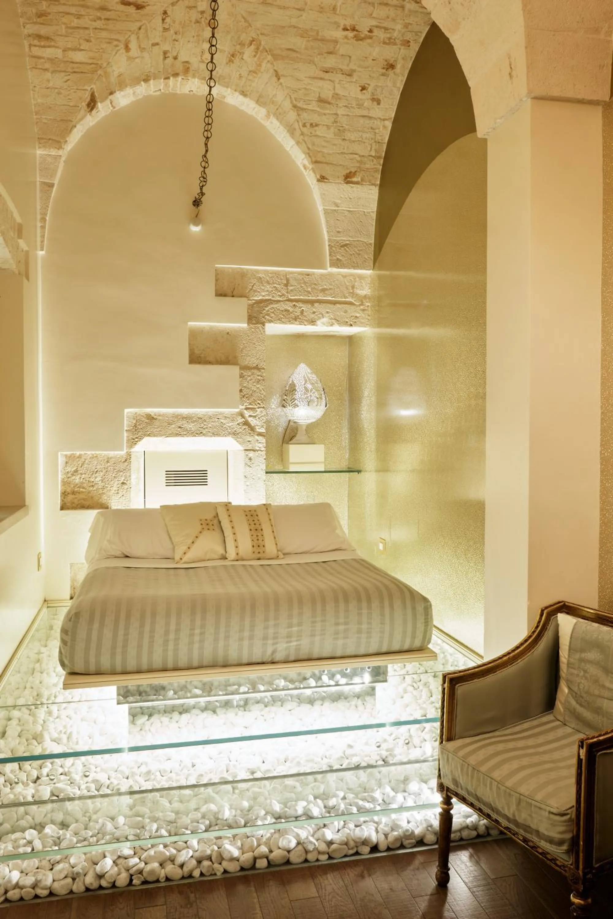 Bed in Palazzo Scotto