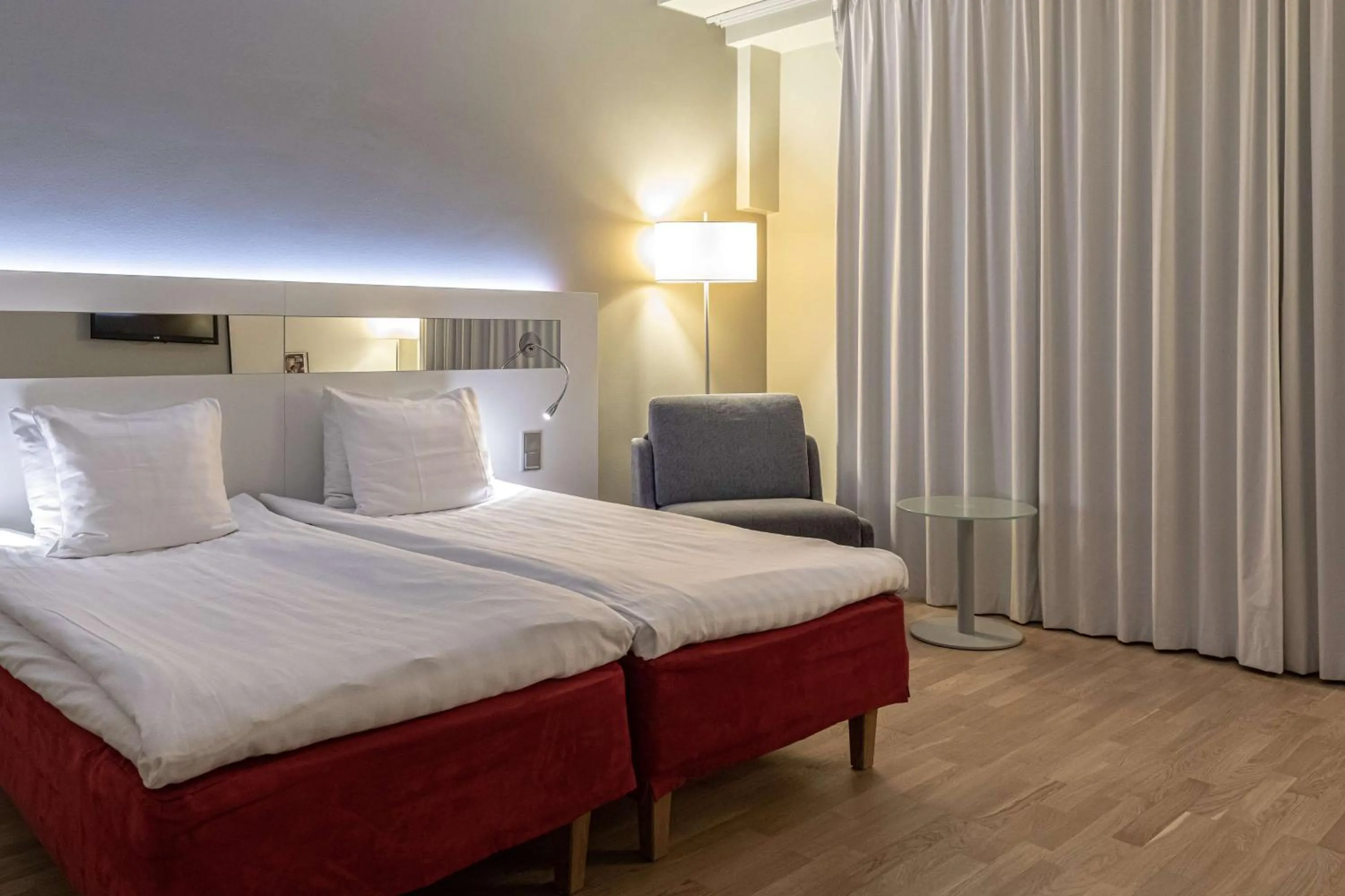 Bedroom, Bed in Scandic Kaisaniemi