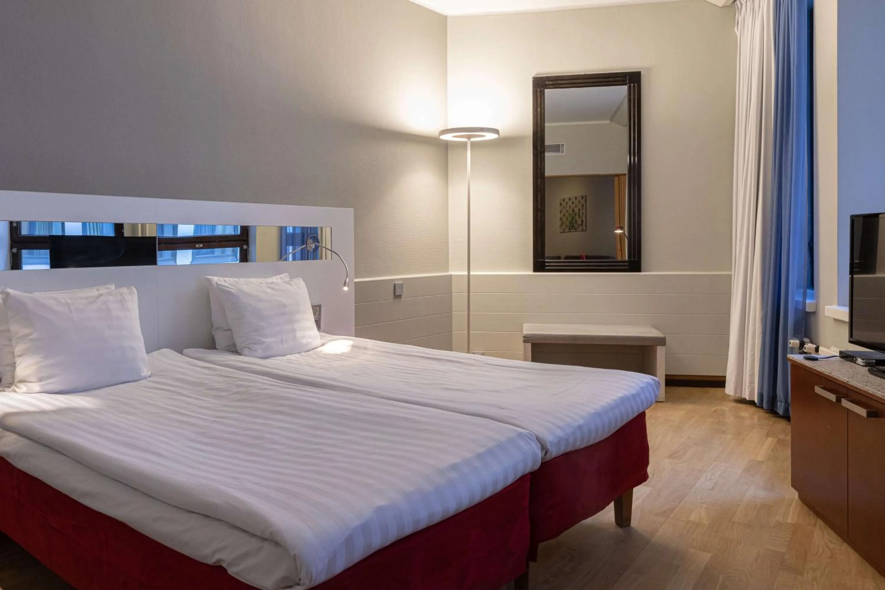 Bedroom, Bed in Scandic Kaisaniemi