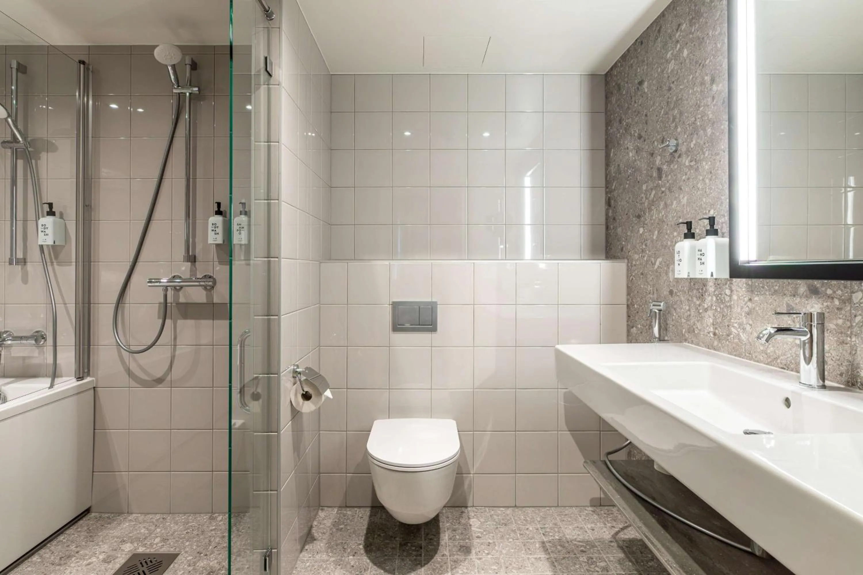 Bathroom in Scandic Lahti City