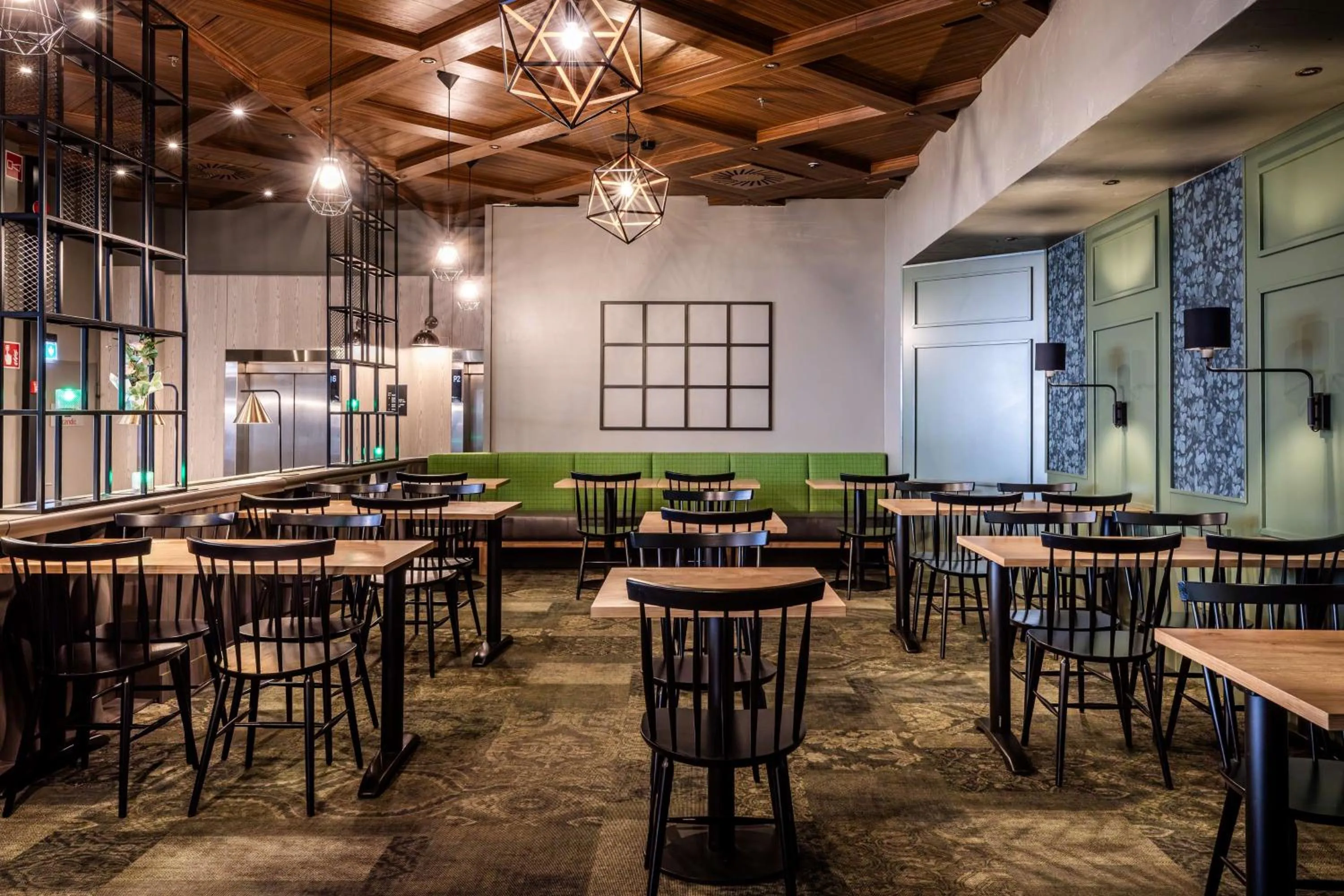 Restaurant/places to eat in Scandic Lahti City