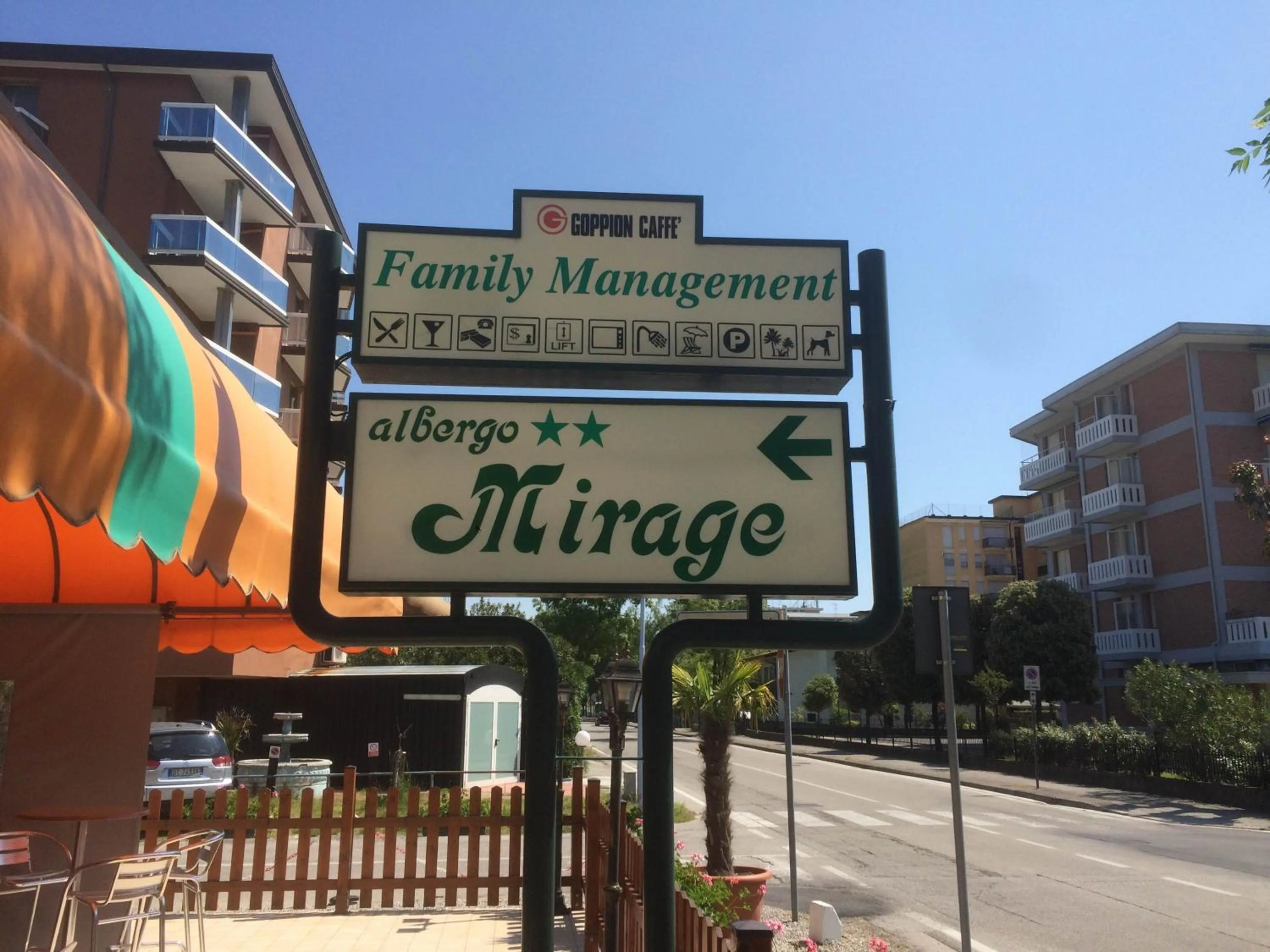Hotel Mirage