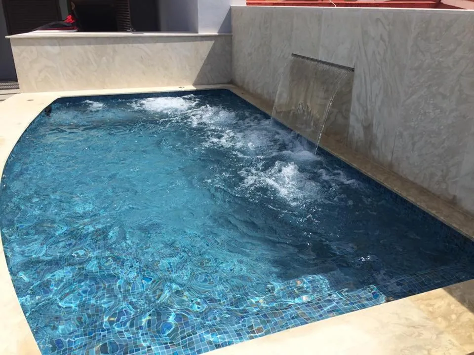 Swimming pool in Vila Arenys Hotel