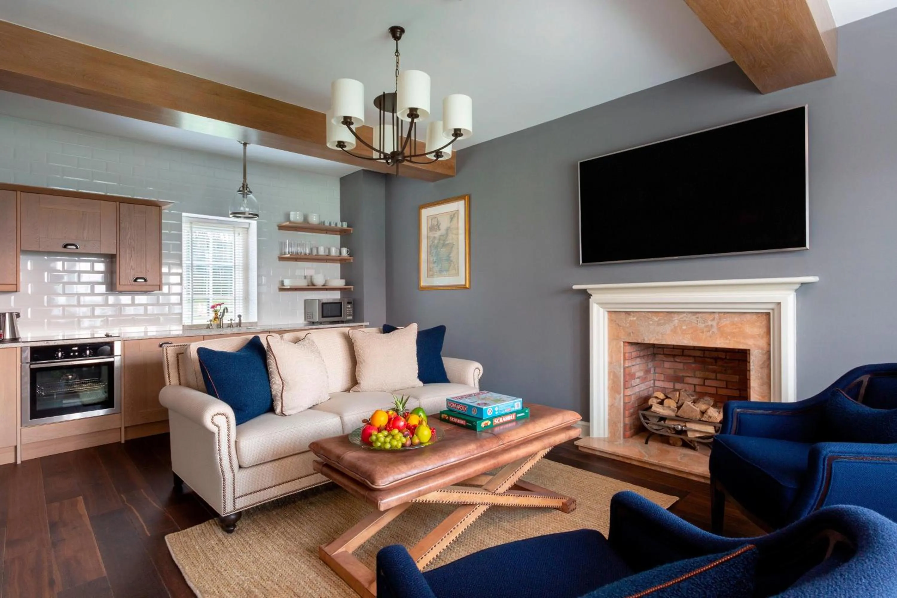 Photo of the whole room in Trump Turnberry