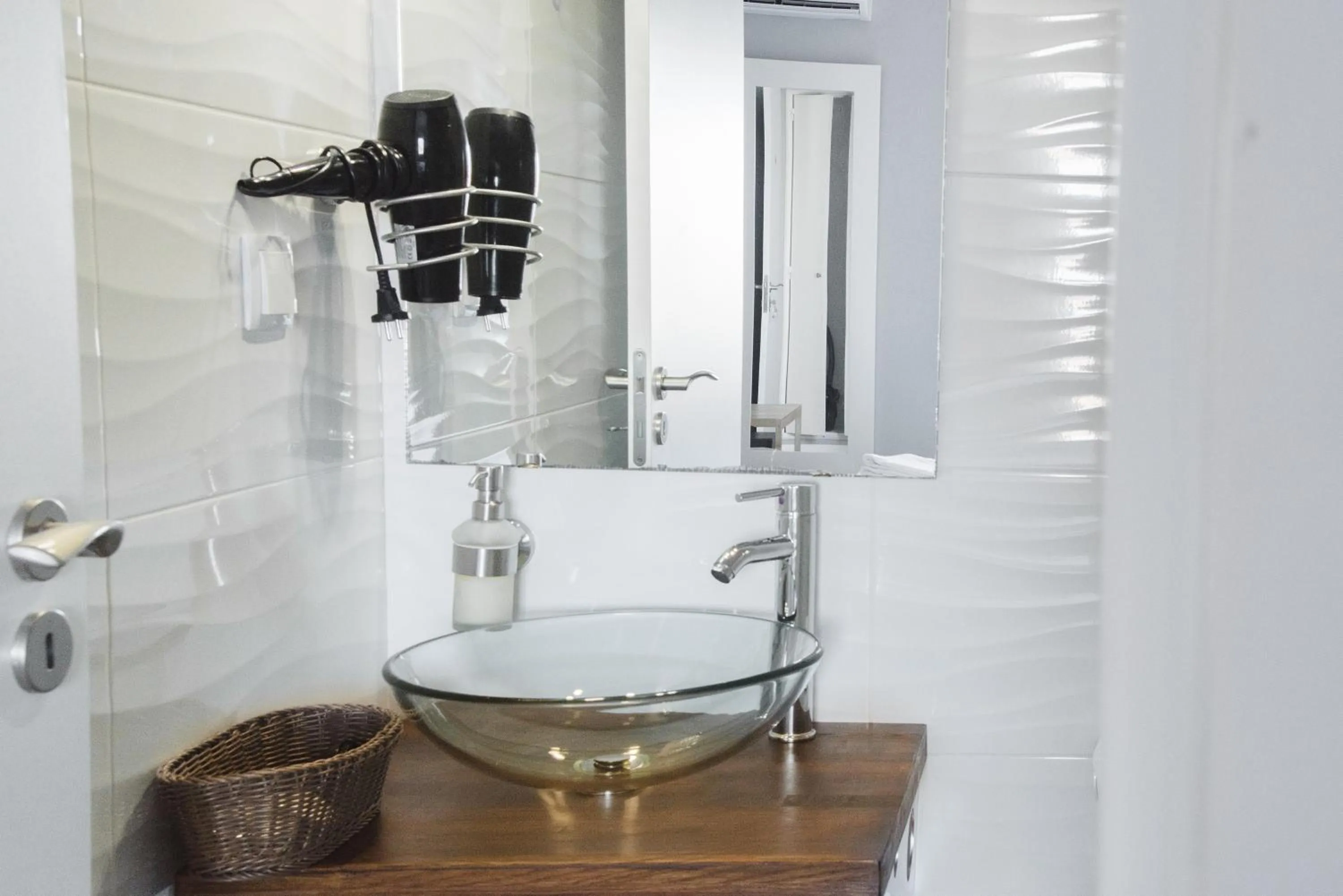 Bathroom in Lagos Uptown Bed & Breakfast