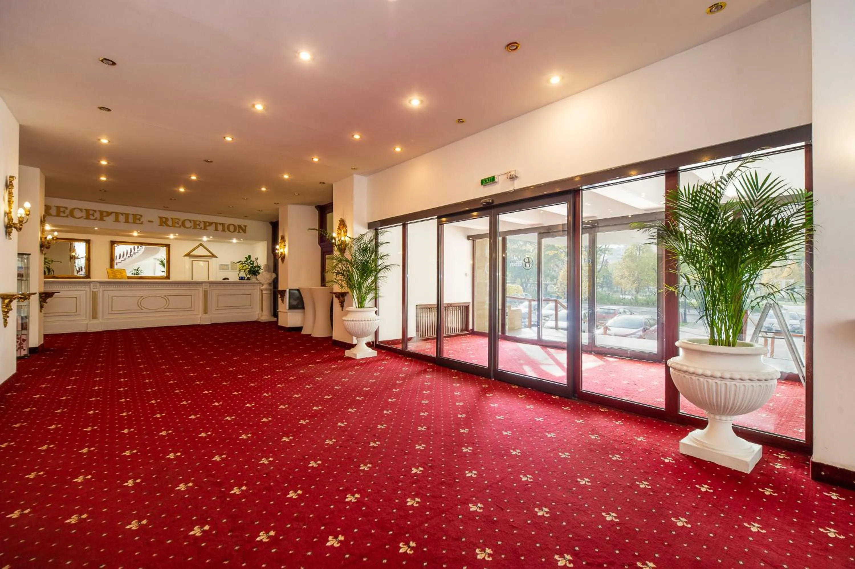 Lobby or reception in Hotel Cetate