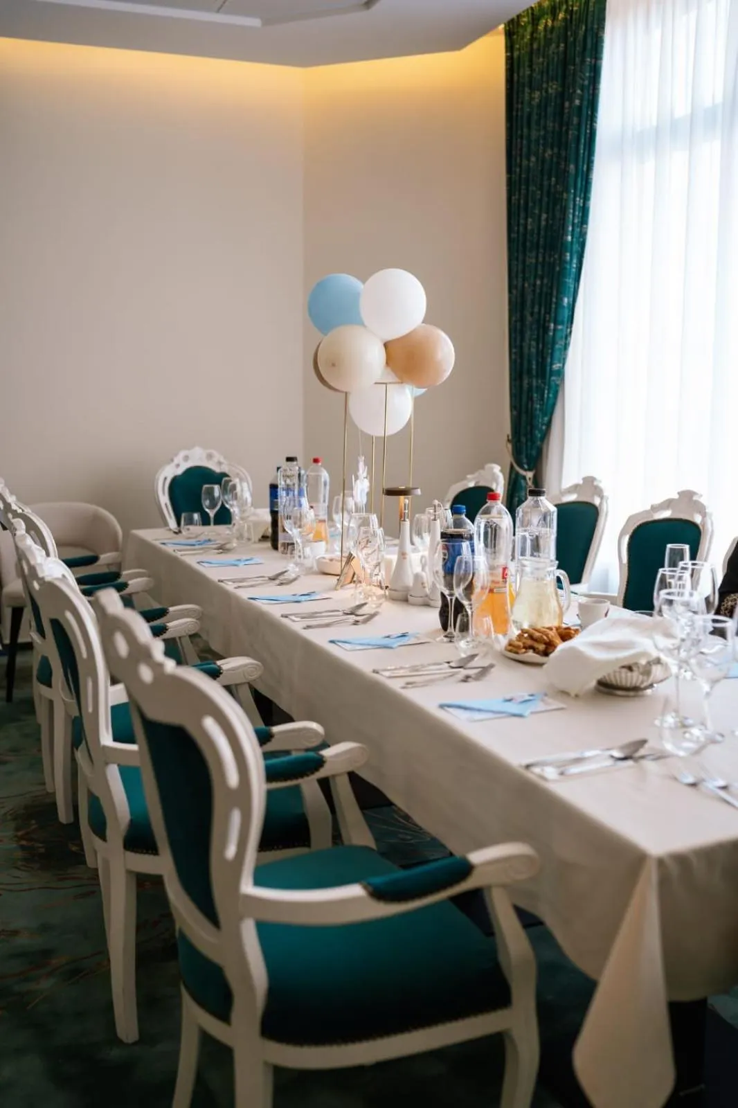 Restaurant/places to eat in Hotel Cetate