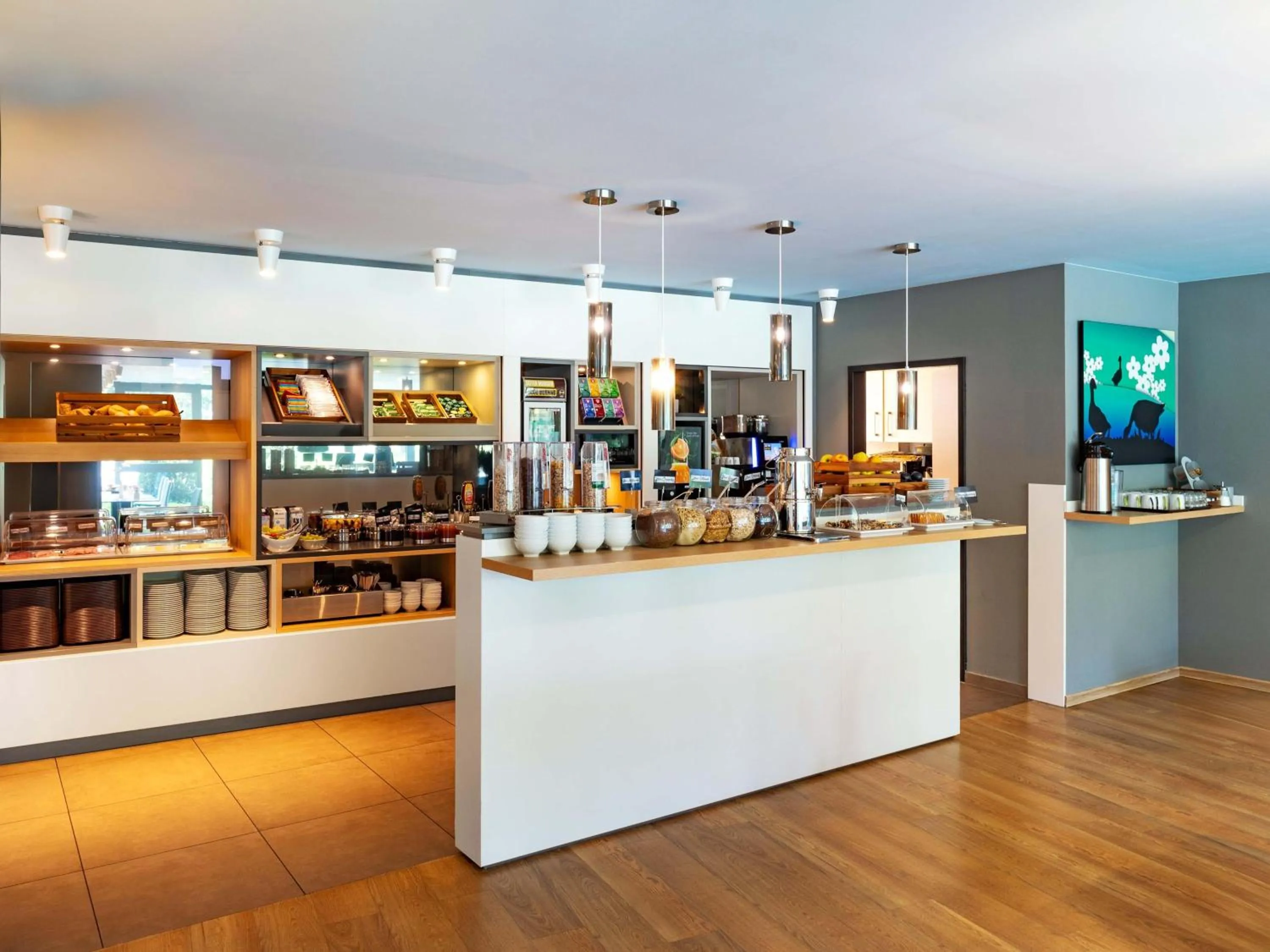 Lobby or reception in B&B Hotel Göttingen-City