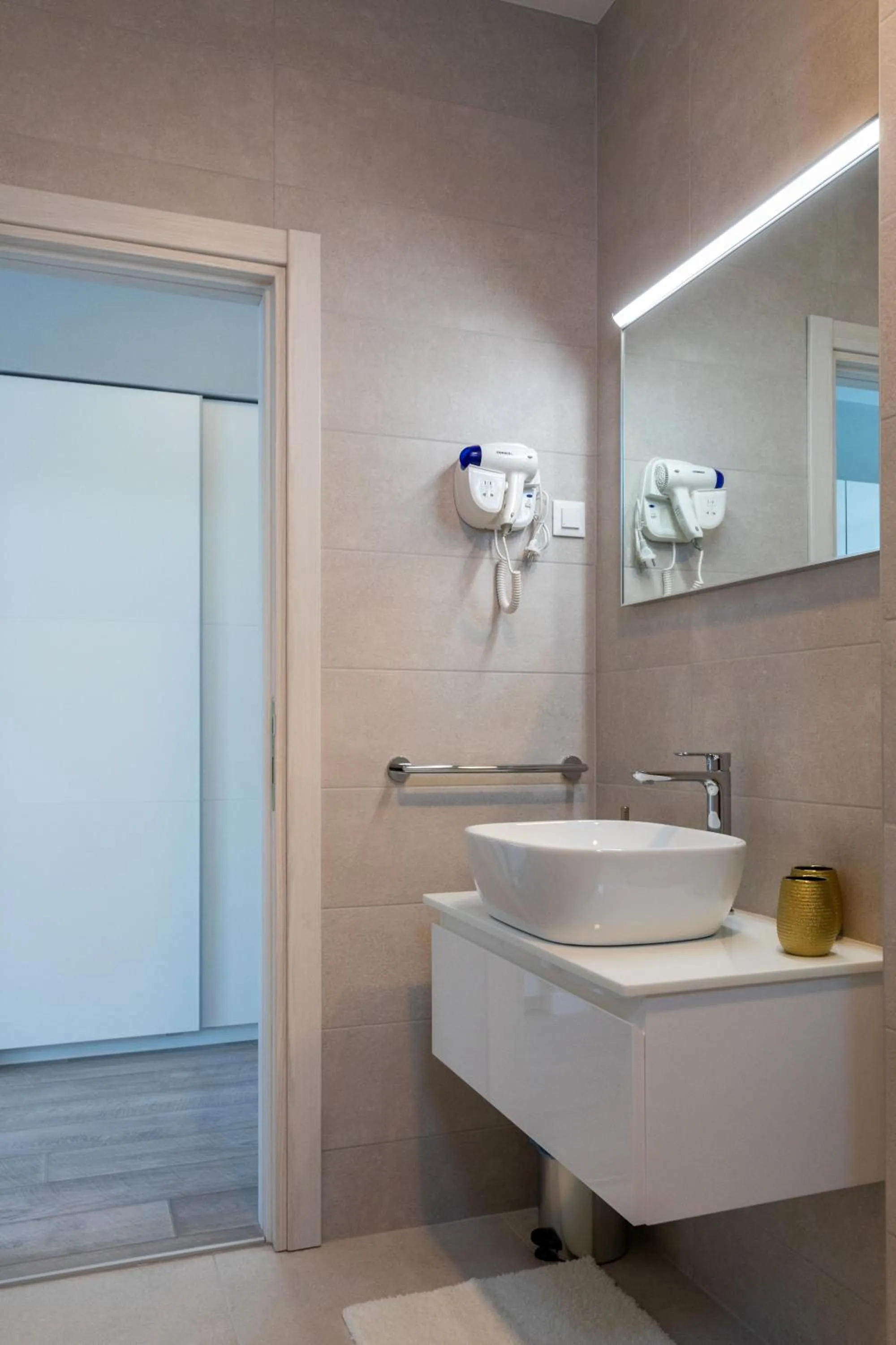 Bathroom in Apartments ZoomZoom