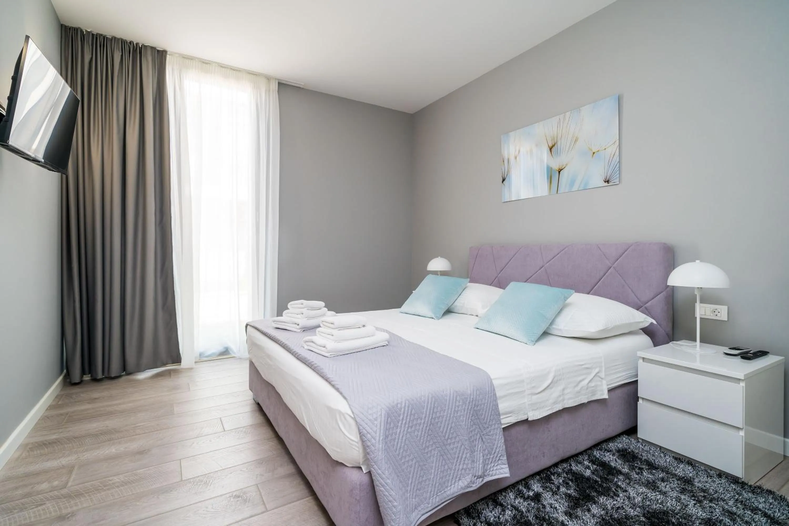 Photo of the whole room, Bed in Apartments ZoomZoom