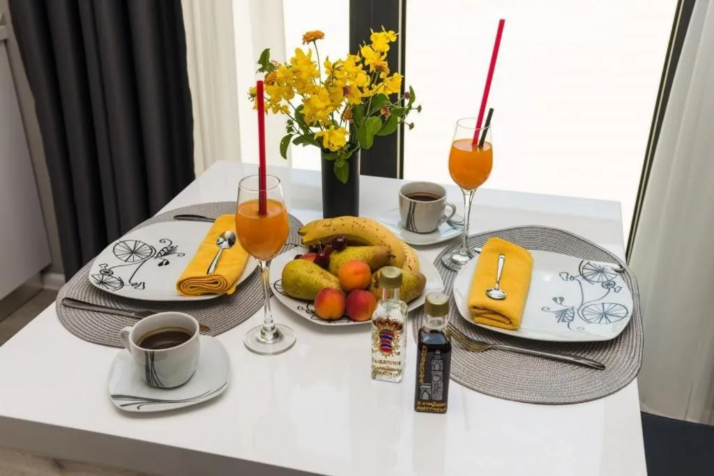 Dining area in Apartments ZoomZoom