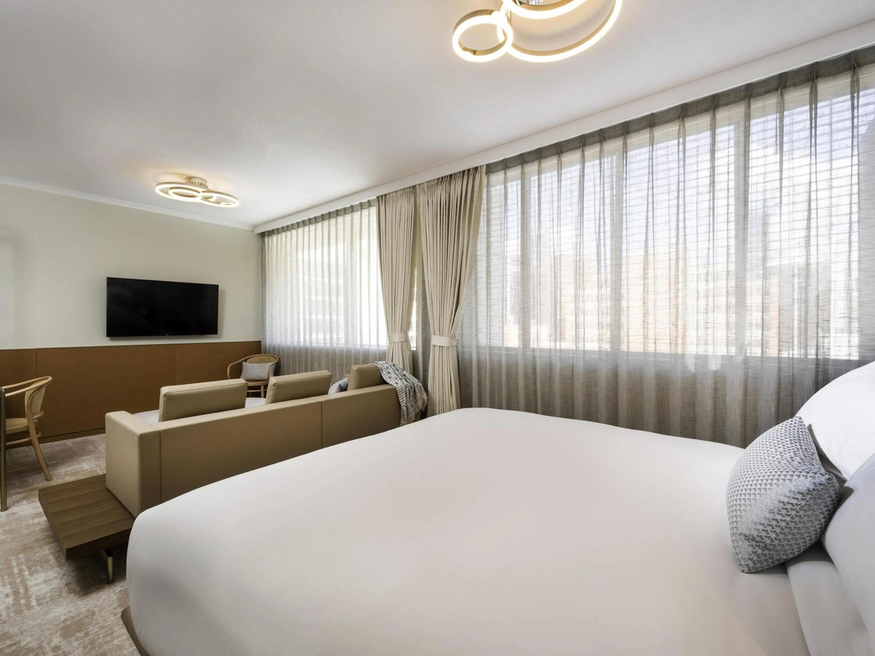 Bedroom, Bed in Mantra Terrace Brisbane