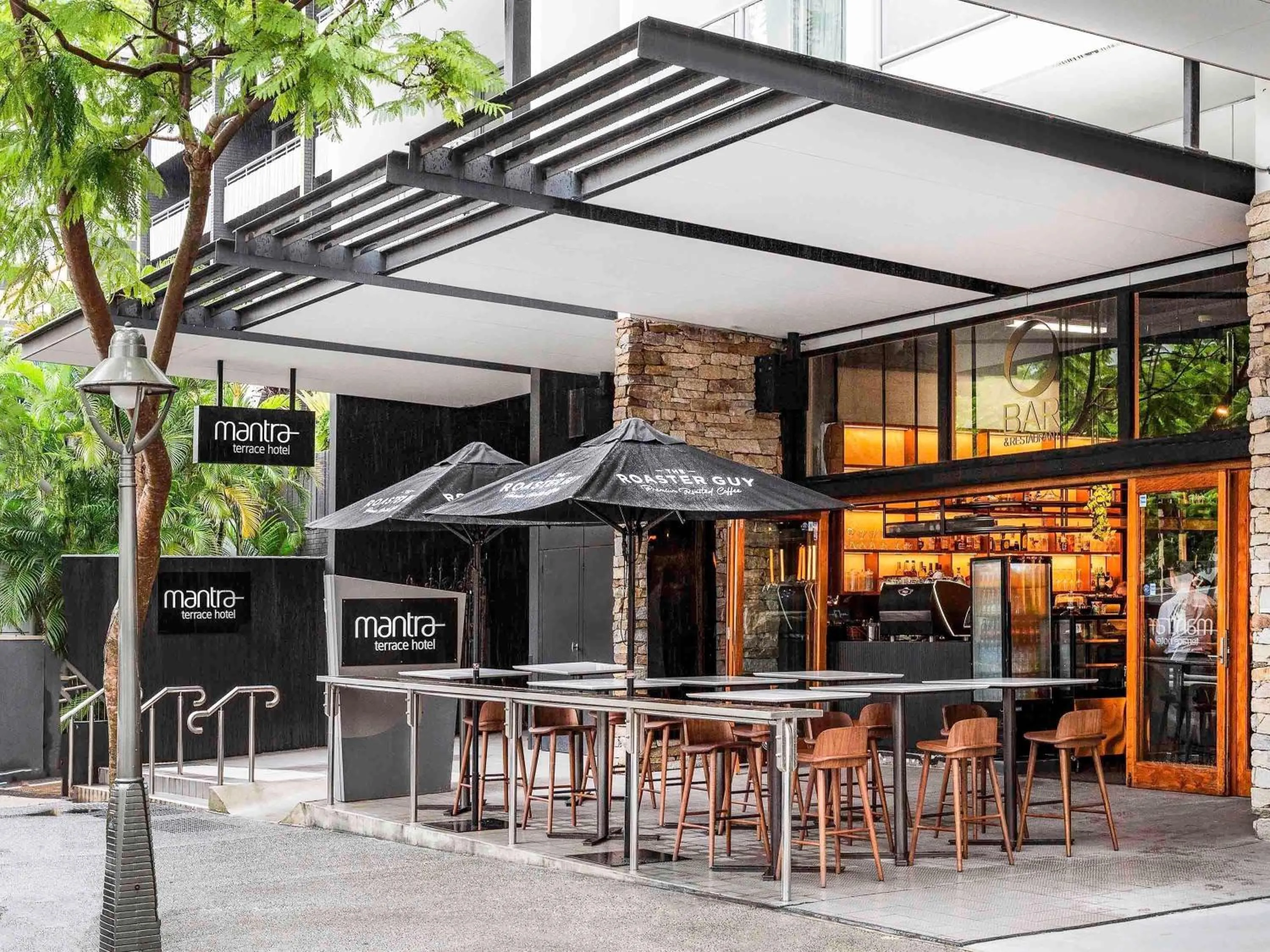 Lounge or bar in Mantra Terrace Brisbane