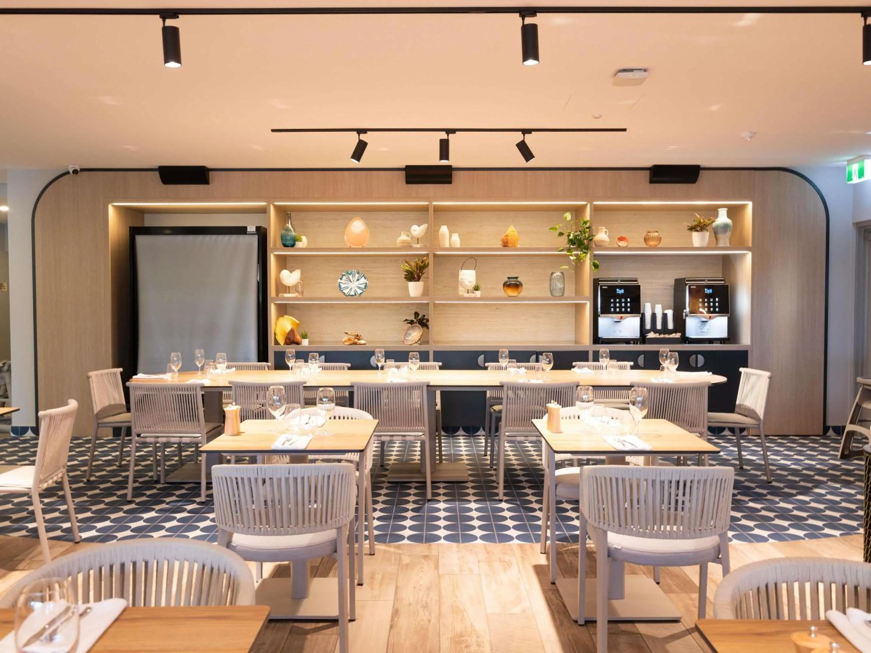 Property building in Novotel Darwin Airport