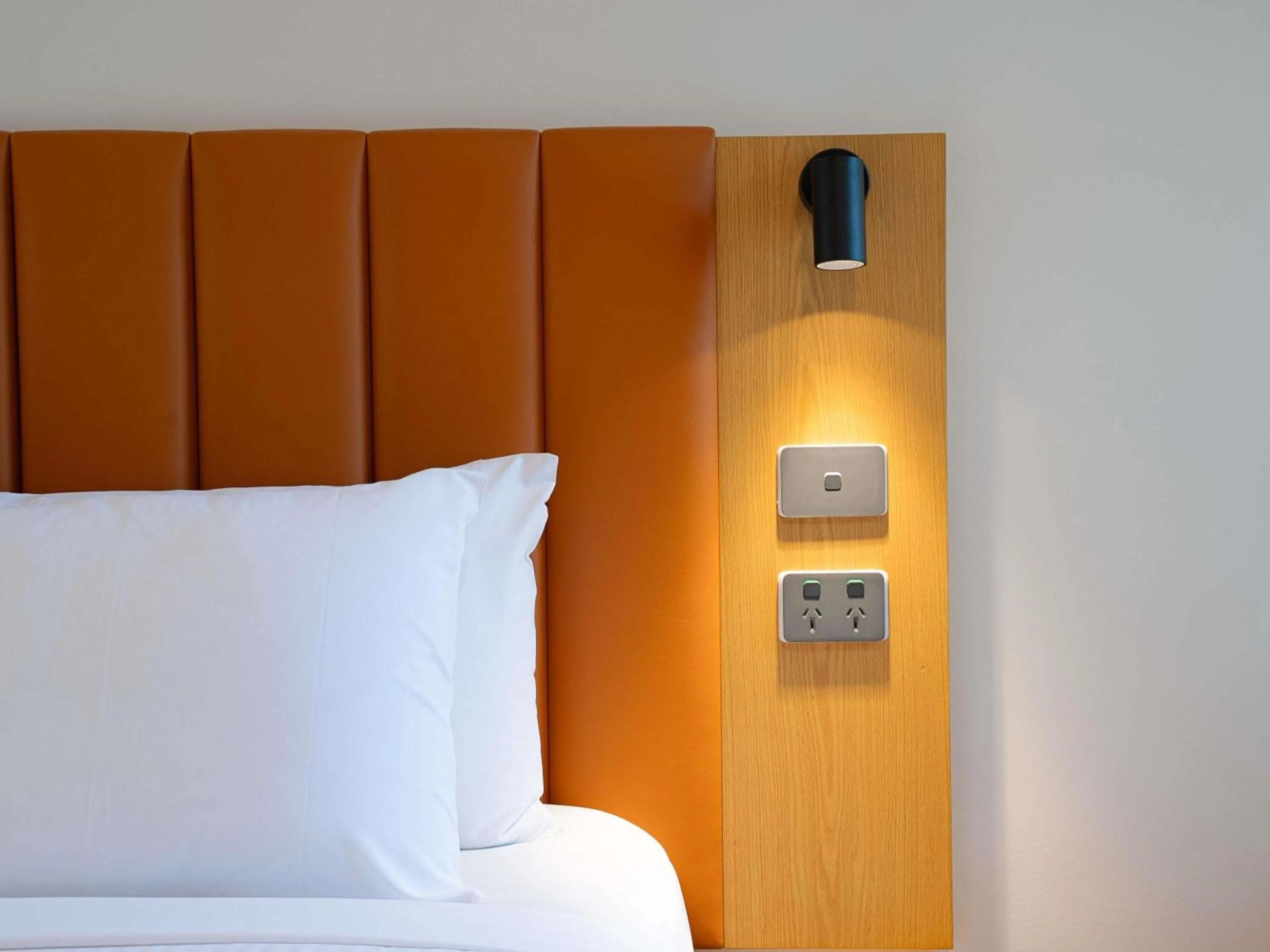 Bedroom, Bed in Mercure Darwin Airport Resort