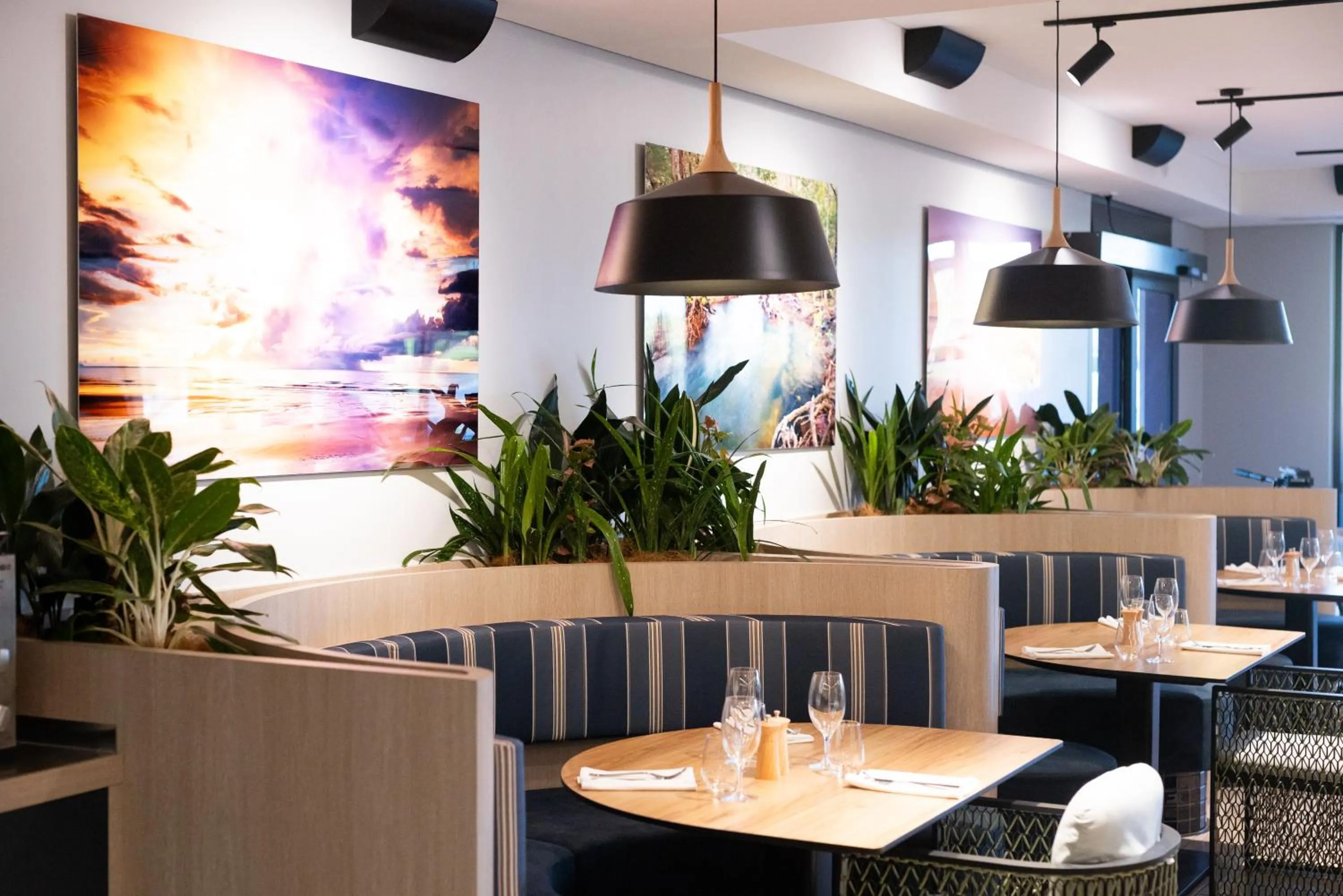 Restaurant/places to eat in Mercure Darwin Airport Resort