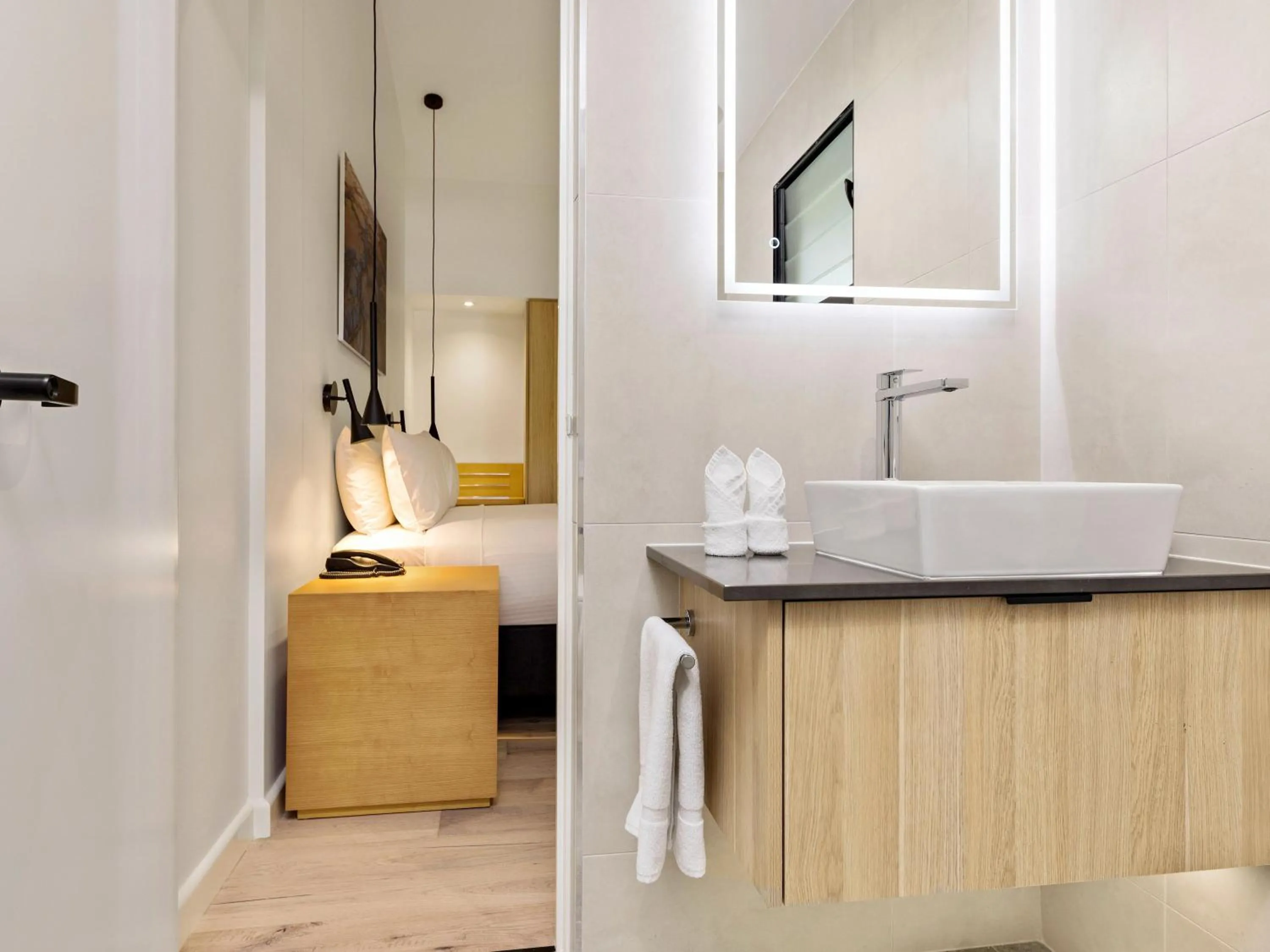 Public Bath in Mercure Darwin Airport Resort