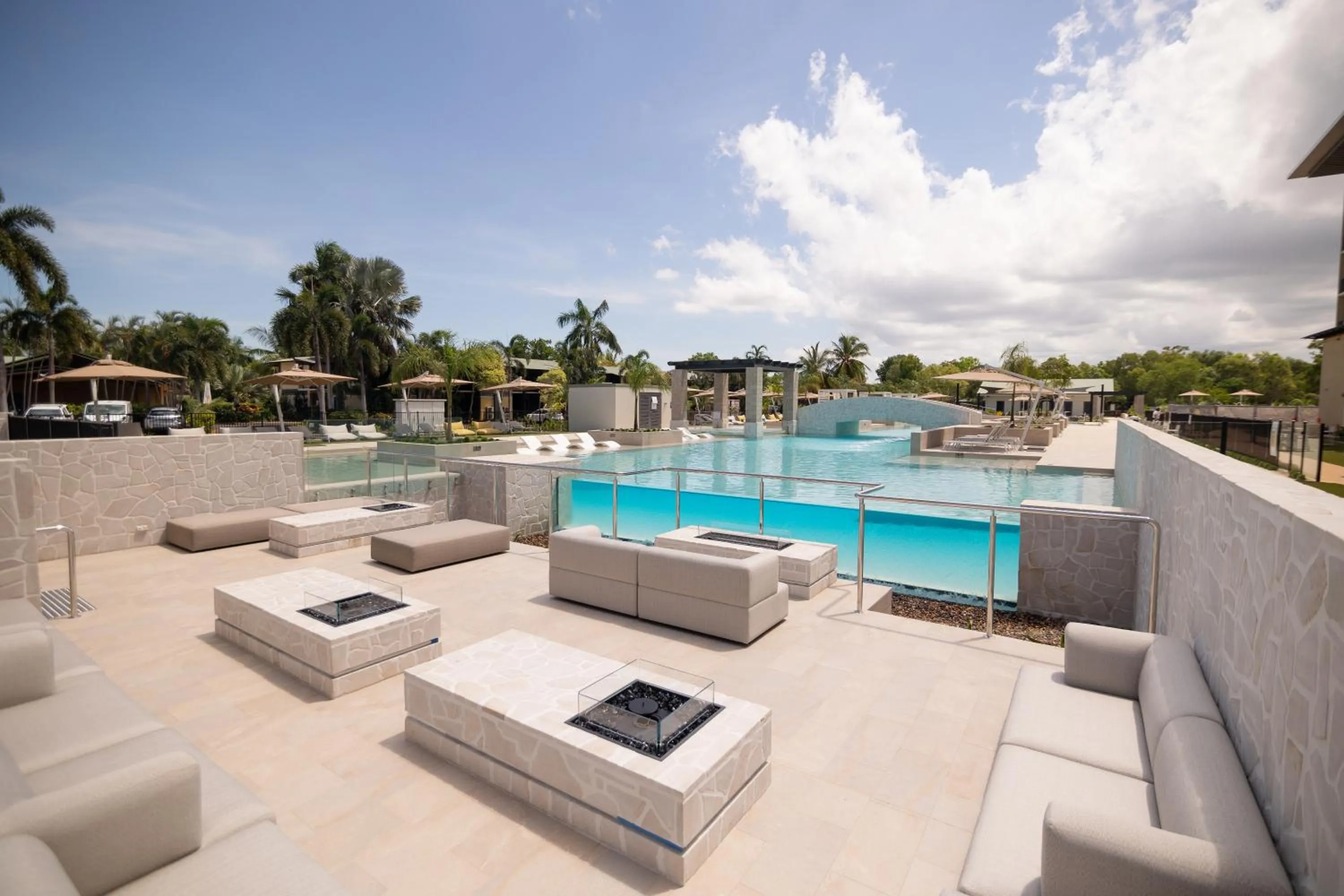 Seating area in Mercure Darwin Airport Resort
