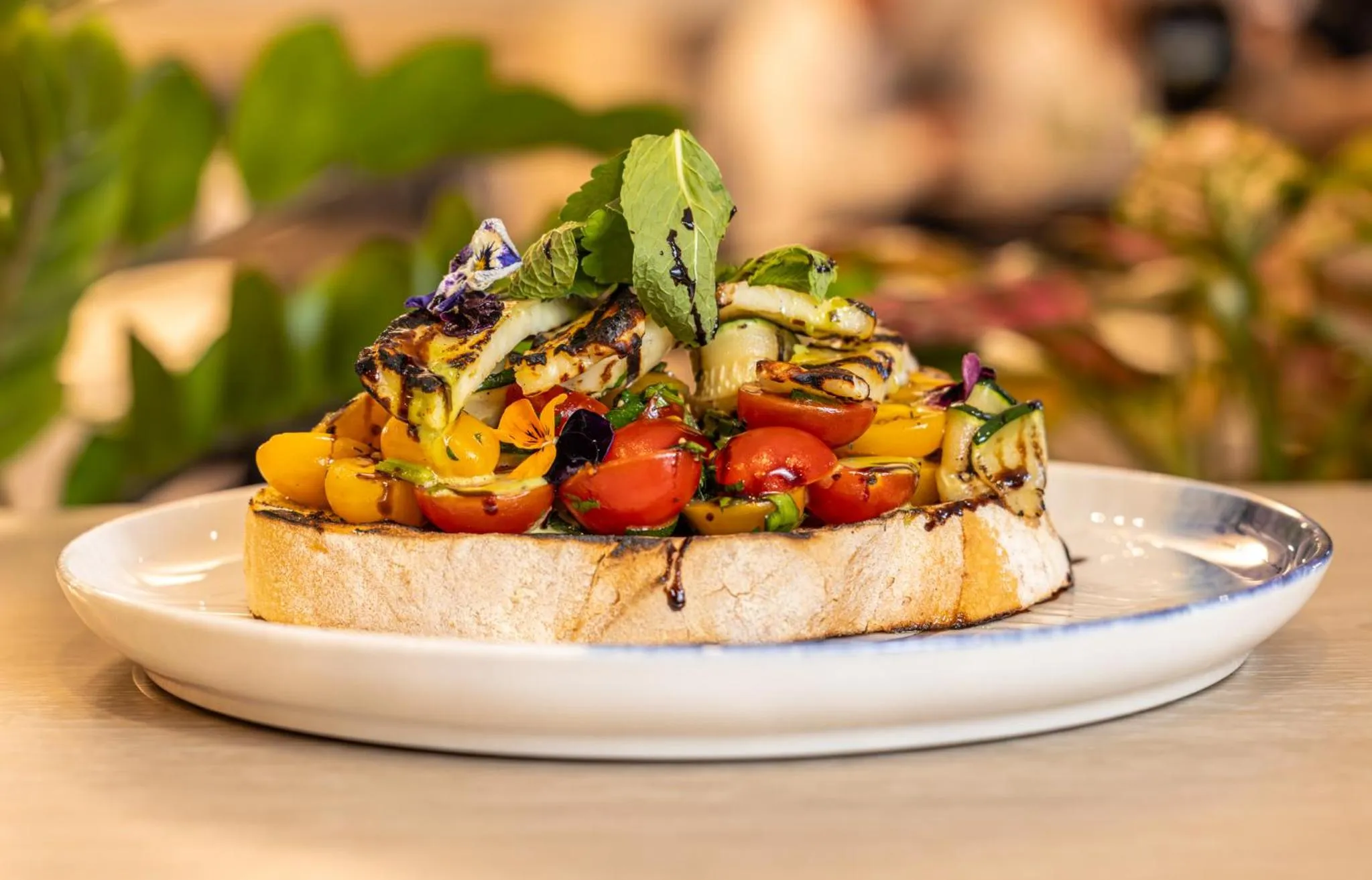 Restaurant/places to eat in Mercure Darwin Airport Resort