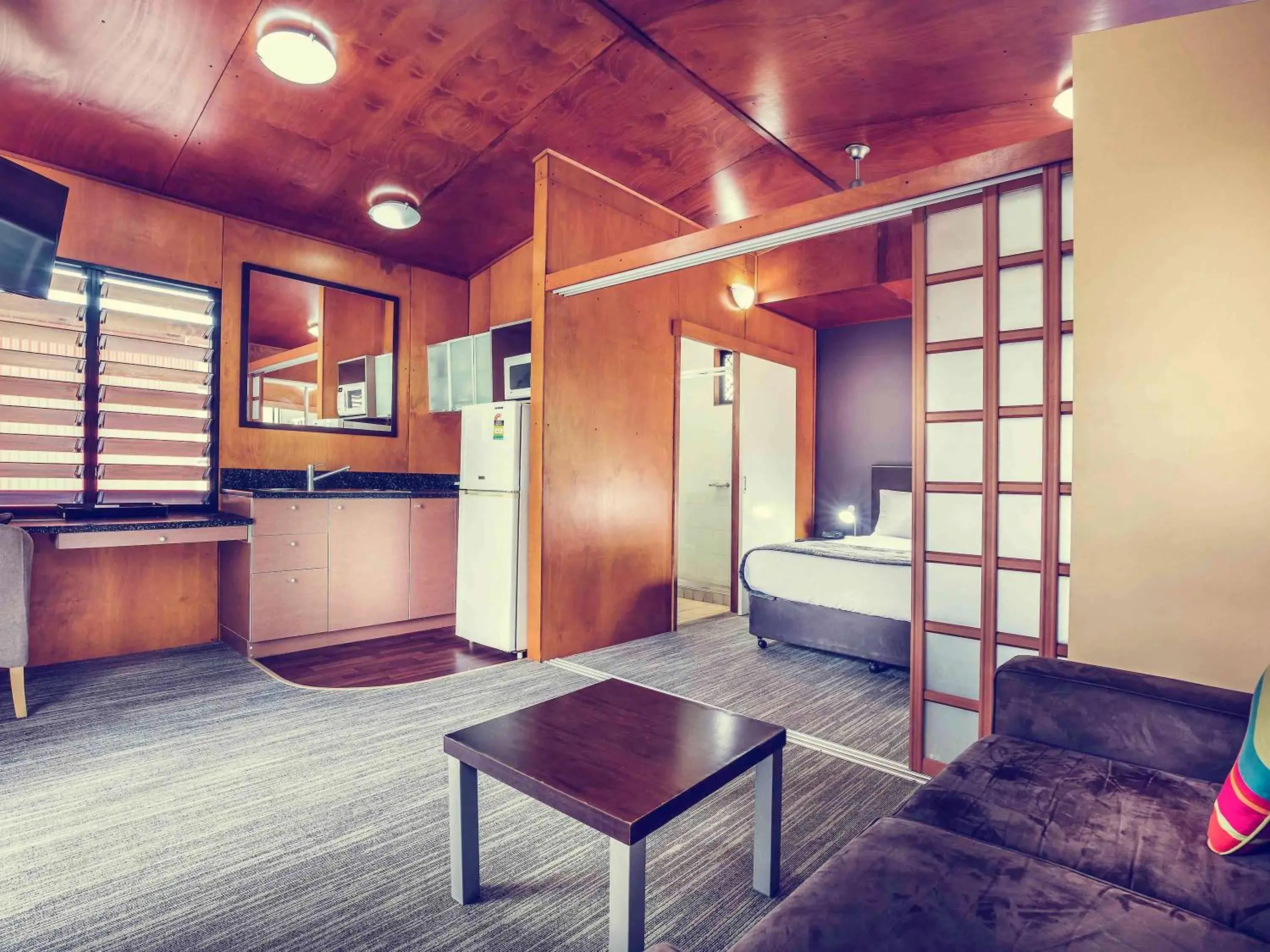 Bungalow with Queen Bed in Mercure Darwin Airport Resort Bungalow with Queen Bed in Mercure Darwin Airport Resort