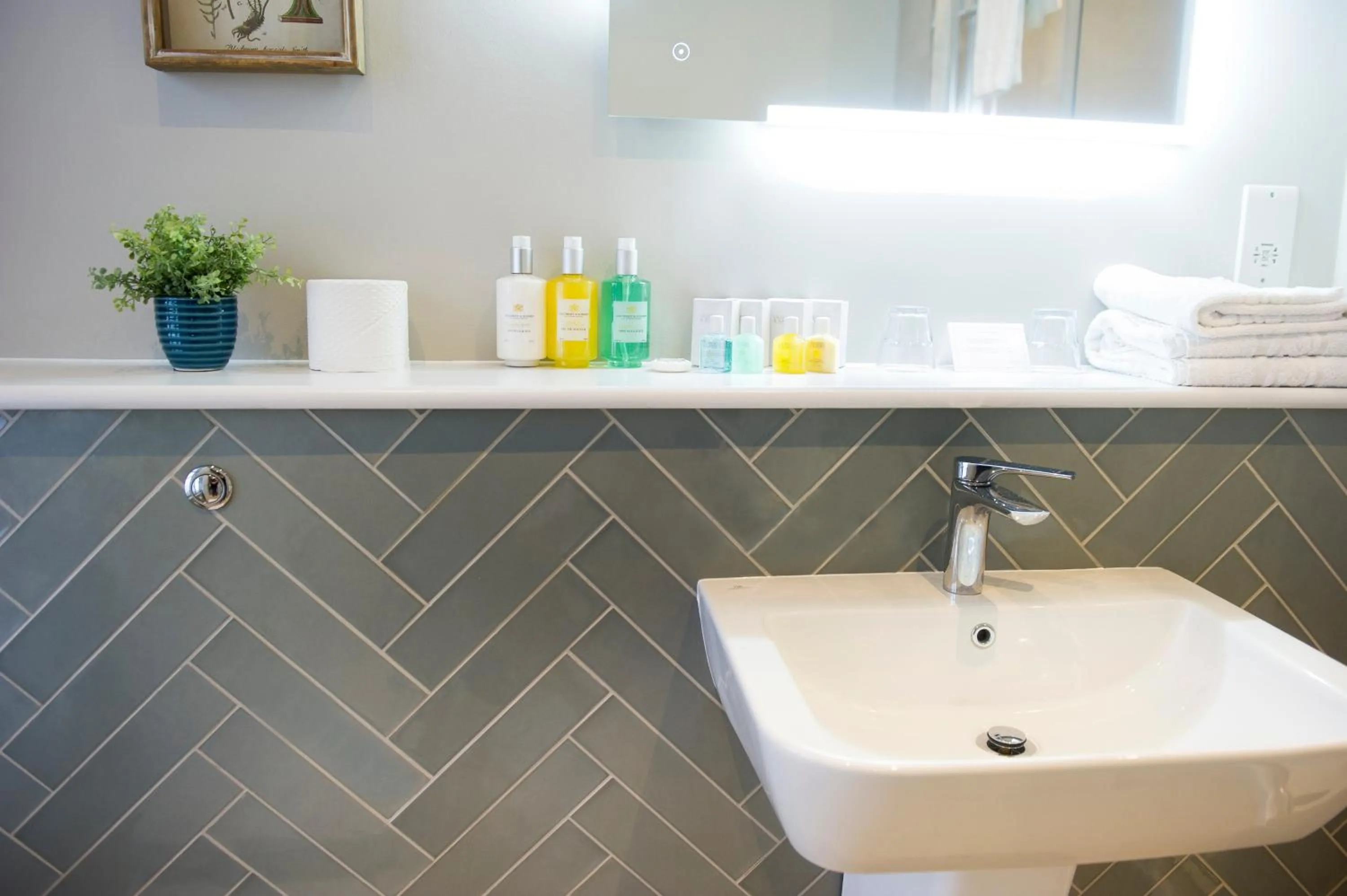 Bathroom in Crown Hotel Wetheral