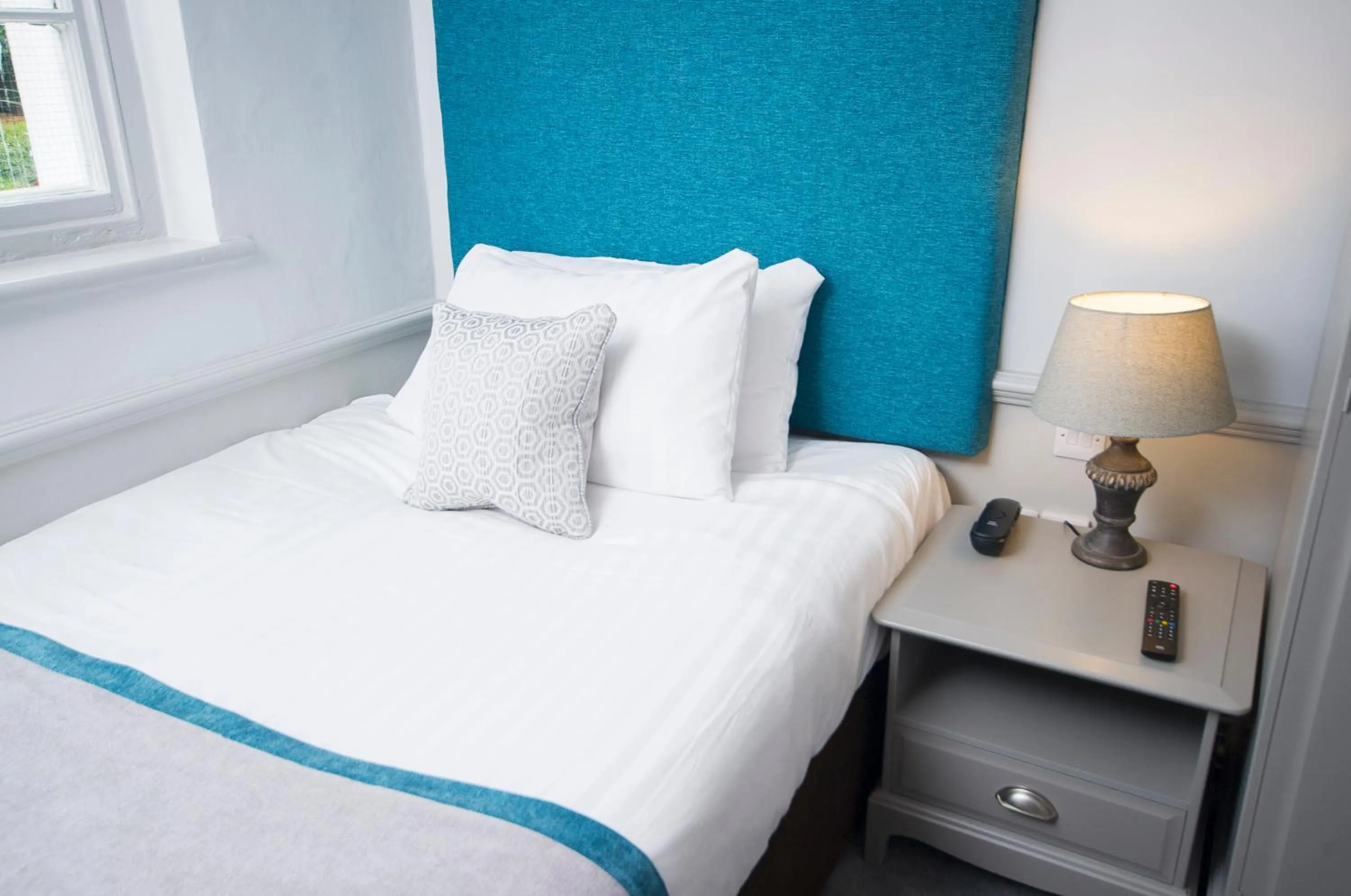 Bedroom, Bed in Crown Hotel Wetheral