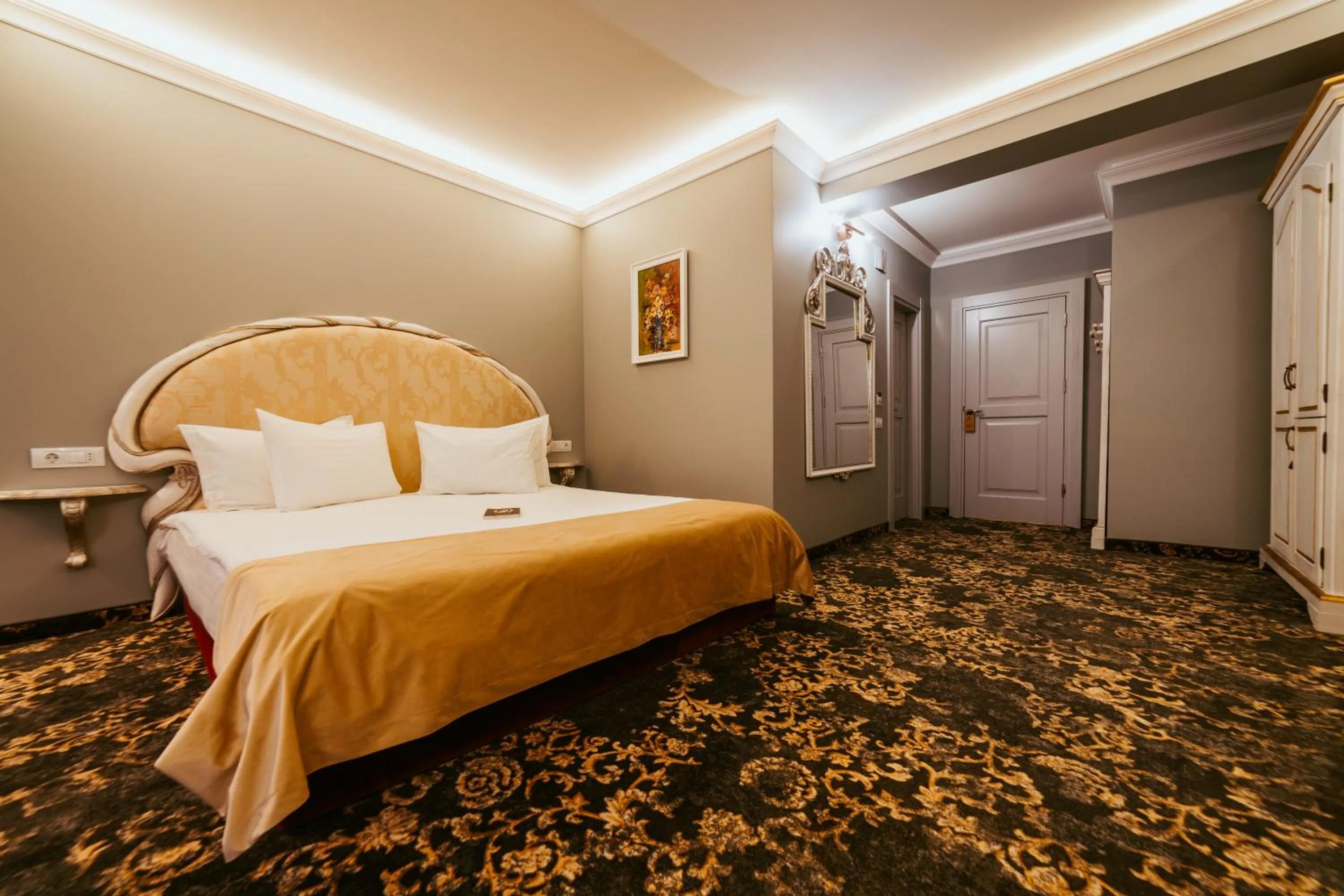 Bed in SunGarden Golf & Spa Resort