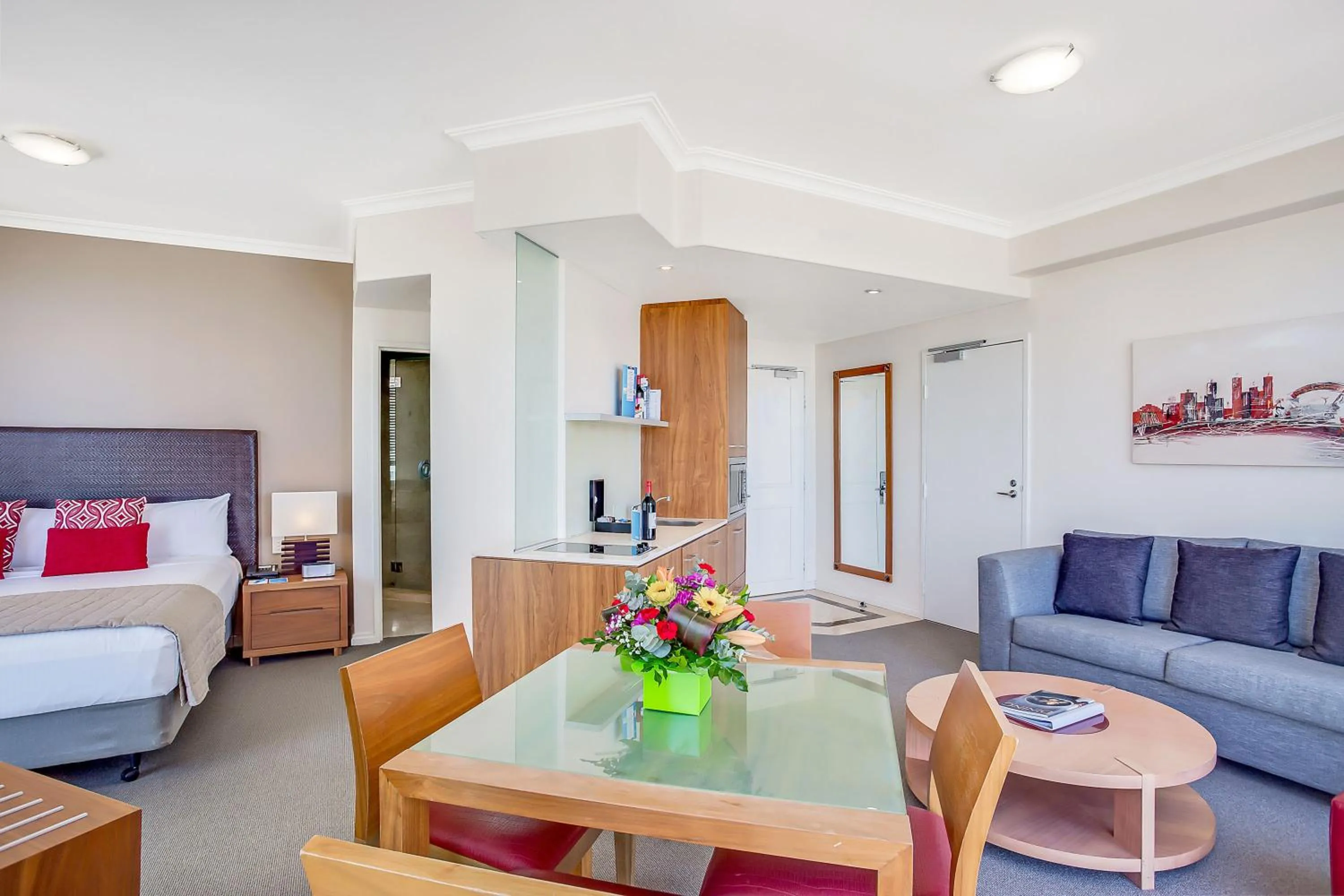 Coffee/tea facilities, Bed in Mantra Legends Hotel